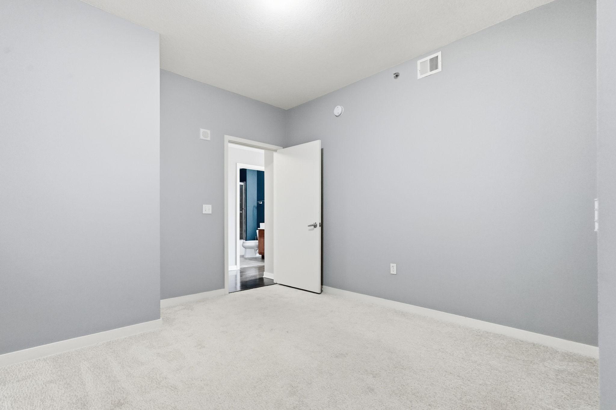 View of Residential at 929 Portland Avenue #1807, Minneapolis MN 55404, Minneapolis (33 of 38) - Mike Wilen | Minnesota Team Real Estate