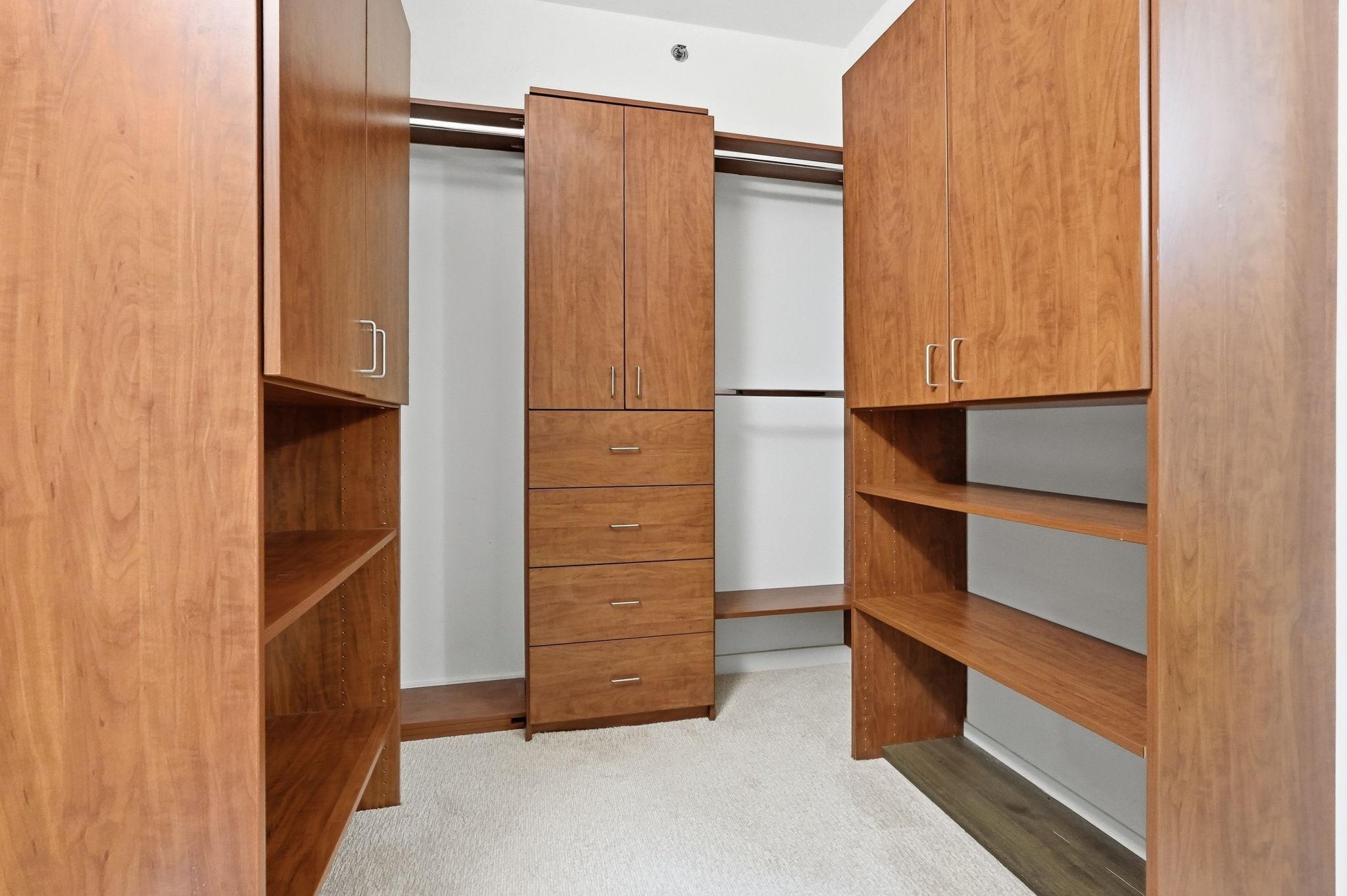 View of Residential at 929 Portland Avenue #1807, Minneapolis MN 55404, Minneapolis (25 of 38) - Mike Wilen | Minnesota Team Real Estate