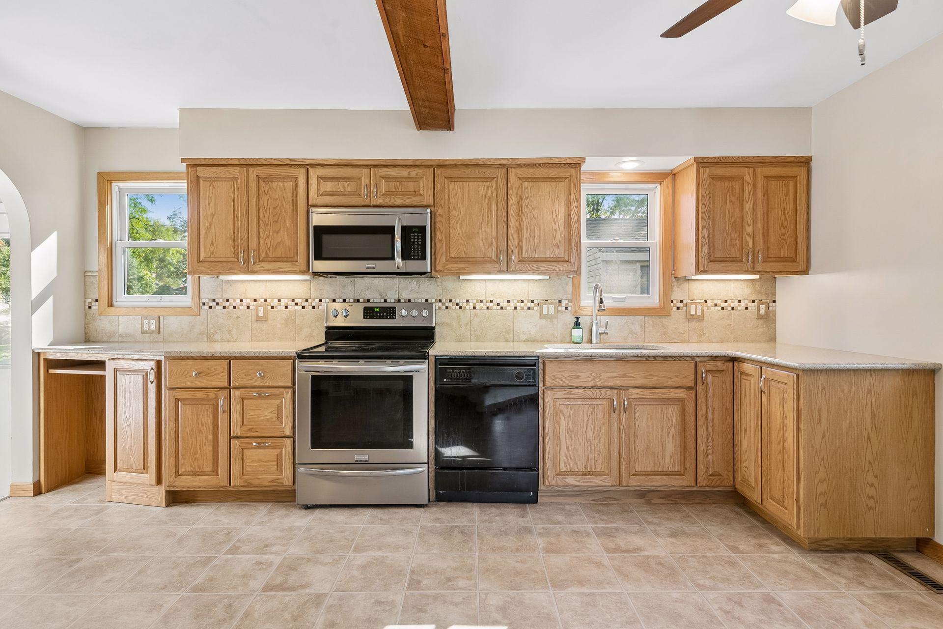 View of Residential at 7614 2nd Avenue, Richfield MN 55423, Richfield (14 of 44) - Mike Wilen | Minnesota Team Real Estate