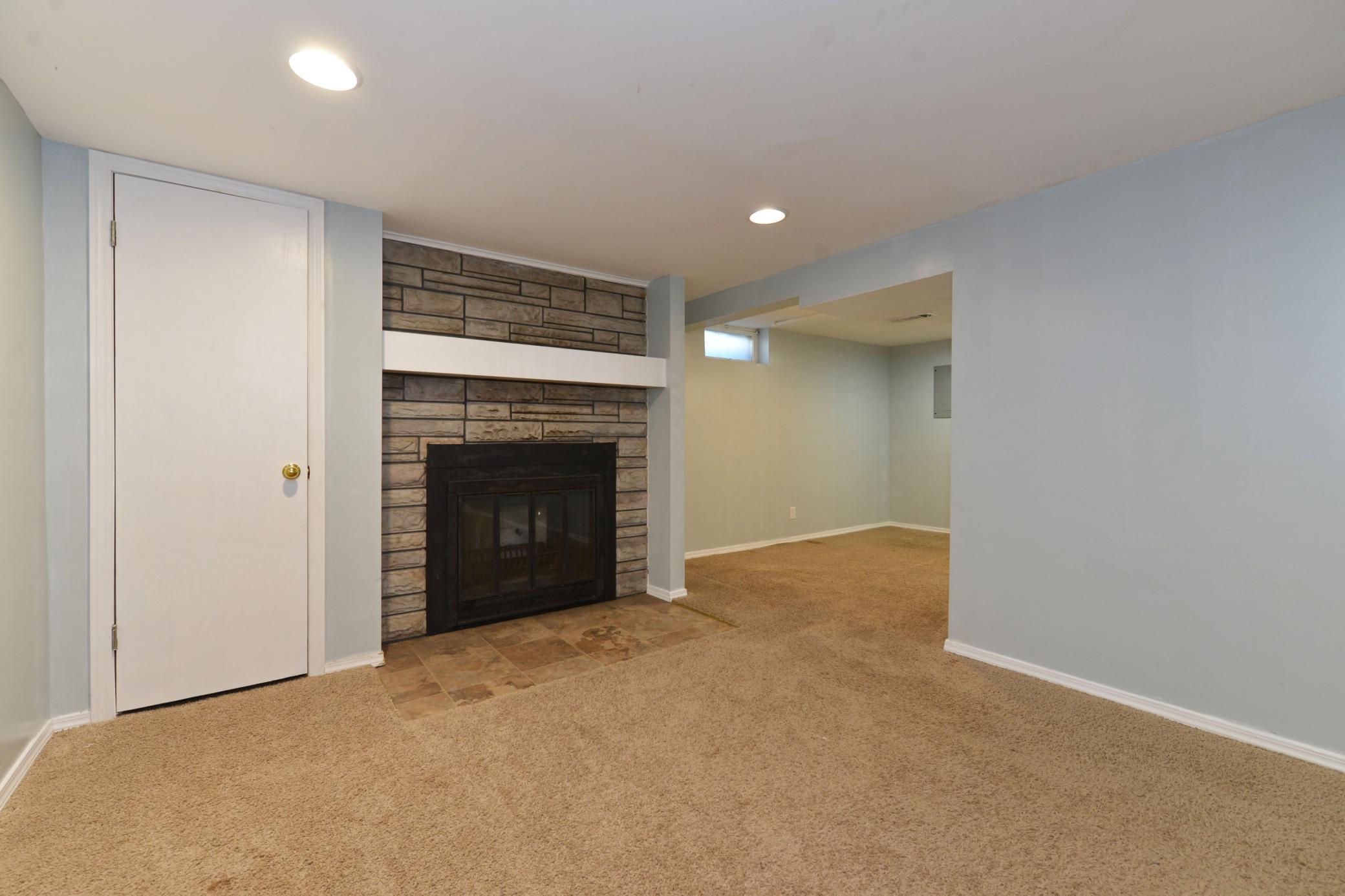 View of Residential at 6806 Scott Avenue, Brooklyn Center MN 55429, Brooklyn Center (17 of 32) - Mike Wilen | Minnesota Team Real Estate