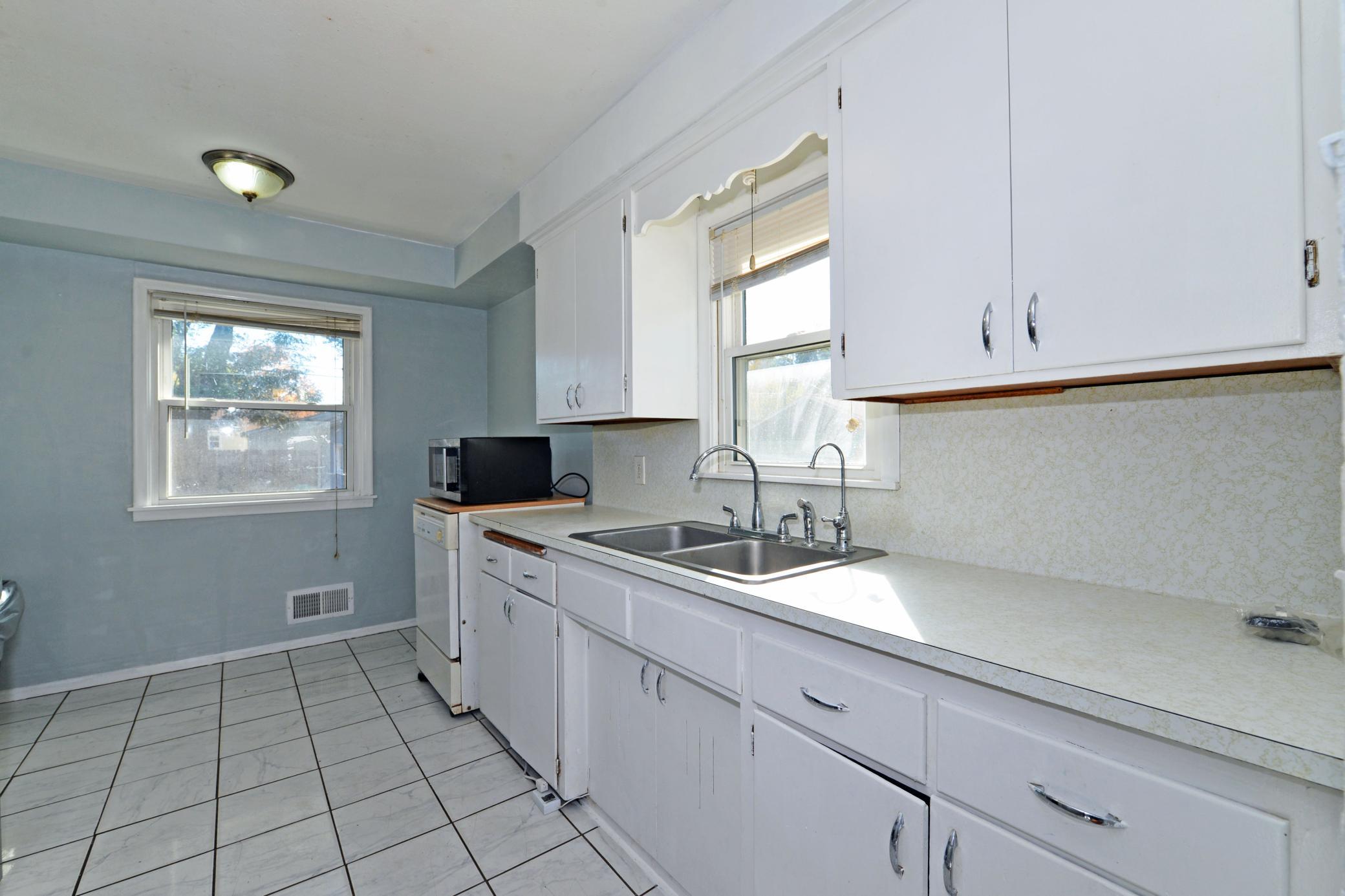 View of Residential at 6806 Scott Avenue, Brooklyn Center MN 55429, Brooklyn Center (7 of 32) - Mike Wilen | Minnesota Team Real Estate