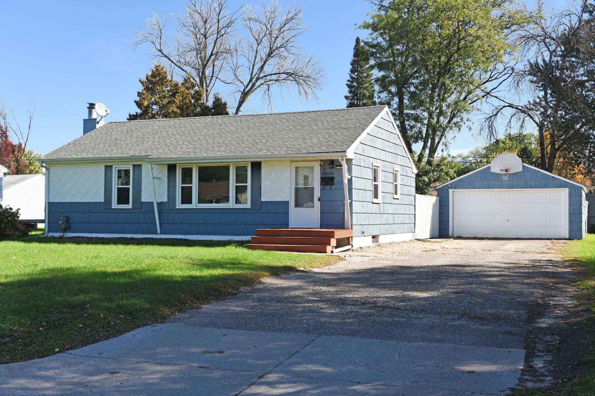 View of Residential at 6806 Scott Avenue, Brooklyn Center MN 55429, Brooklyn Center (2 of 32) - Mike Wilen | Minnesota Team Real Estate