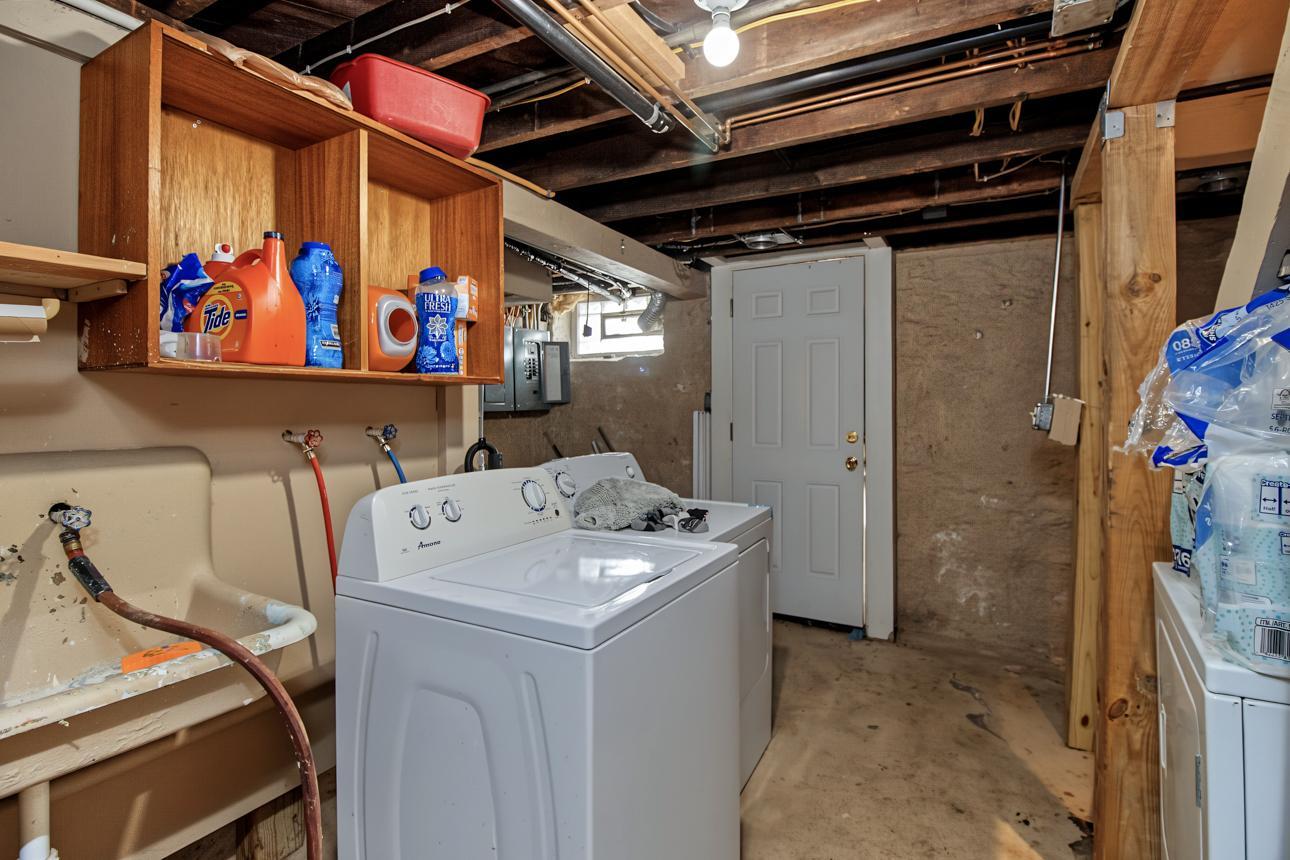 View of Residential Income at 970 Sherburne Avenue, Saint Paul MN 55104, Saint Paul (20 of 23) - Mike Wilen | Minnesota Team Real Estate