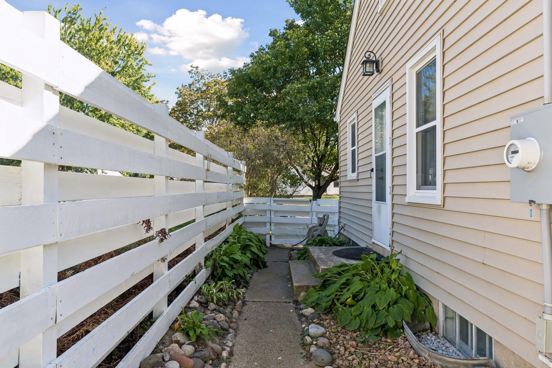 View of Residential at 3947 Yates Avenue, Robbinsdale MN 55422, Robbinsdale (29 of 31) - Mike Wilen | Minnesota Team Real Estate