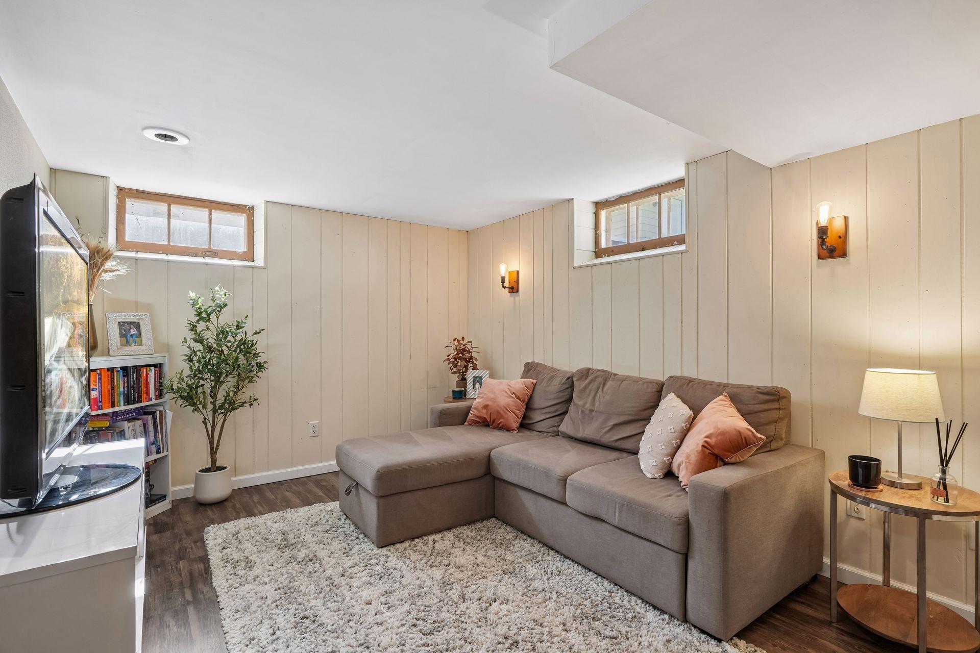 View of Residential at 3947 Yates Avenue, Robbinsdale MN 55422, Robbinsdale (22 of 31) - Mike Wilen | Minnesota Team Real Estate