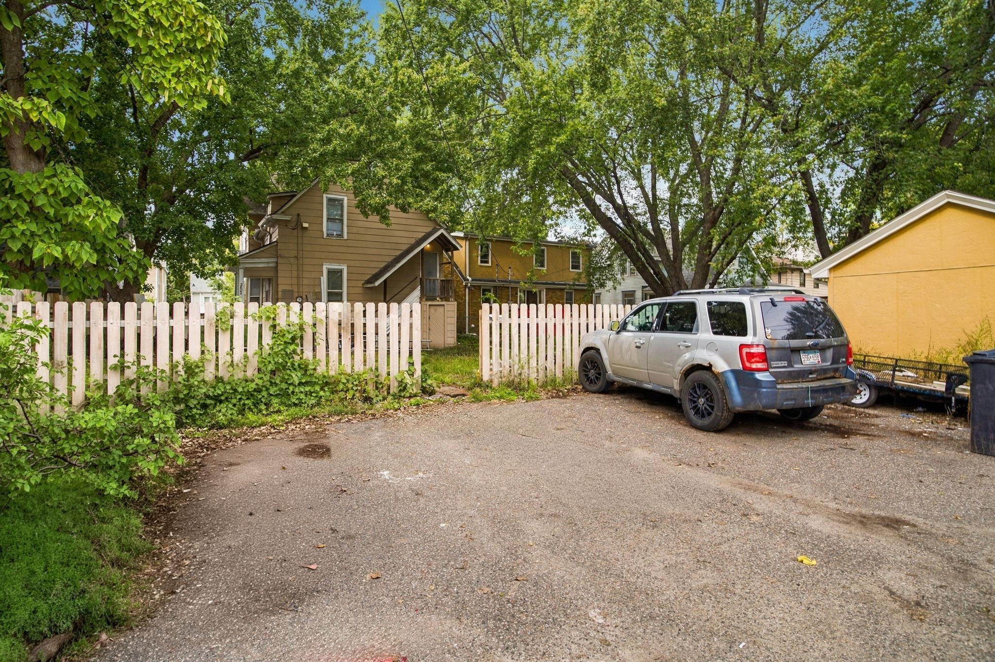 View of Residential Income at 2802 Girard Avenue, Minneapolis MN 55411, Minneapolis (32 of 32) - Mike Wilen | Minnesota Team Real Estate
