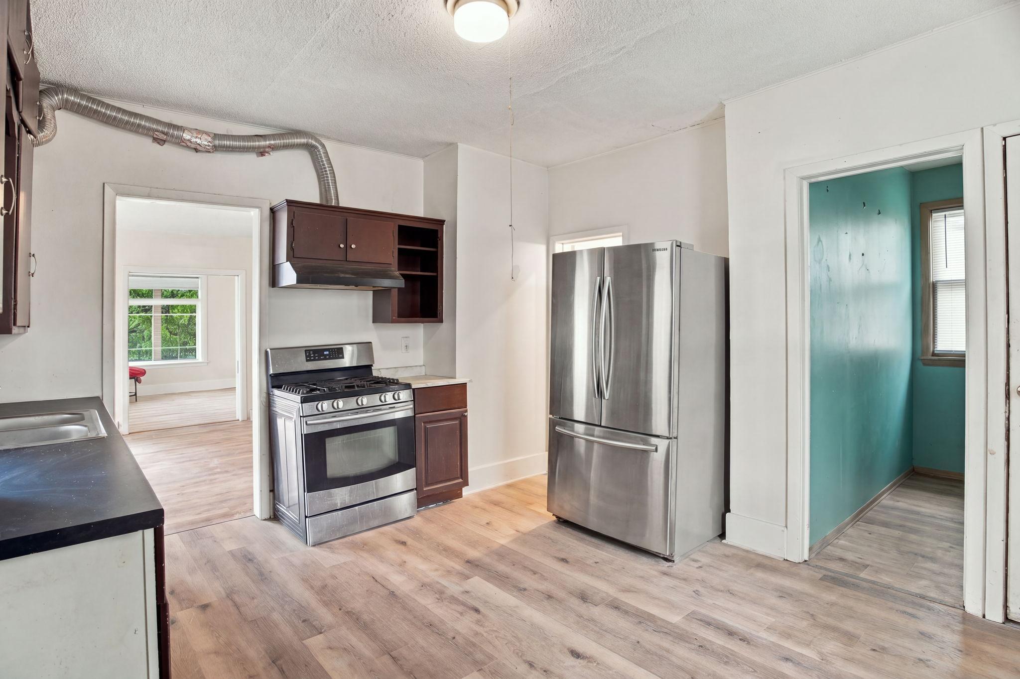 View of Residential Income at 2802 Girard Avenue, Minneapolis MN 55411, Minneapolis (14 of 32) - Mike Wilen | Minnesota Team Real Estate