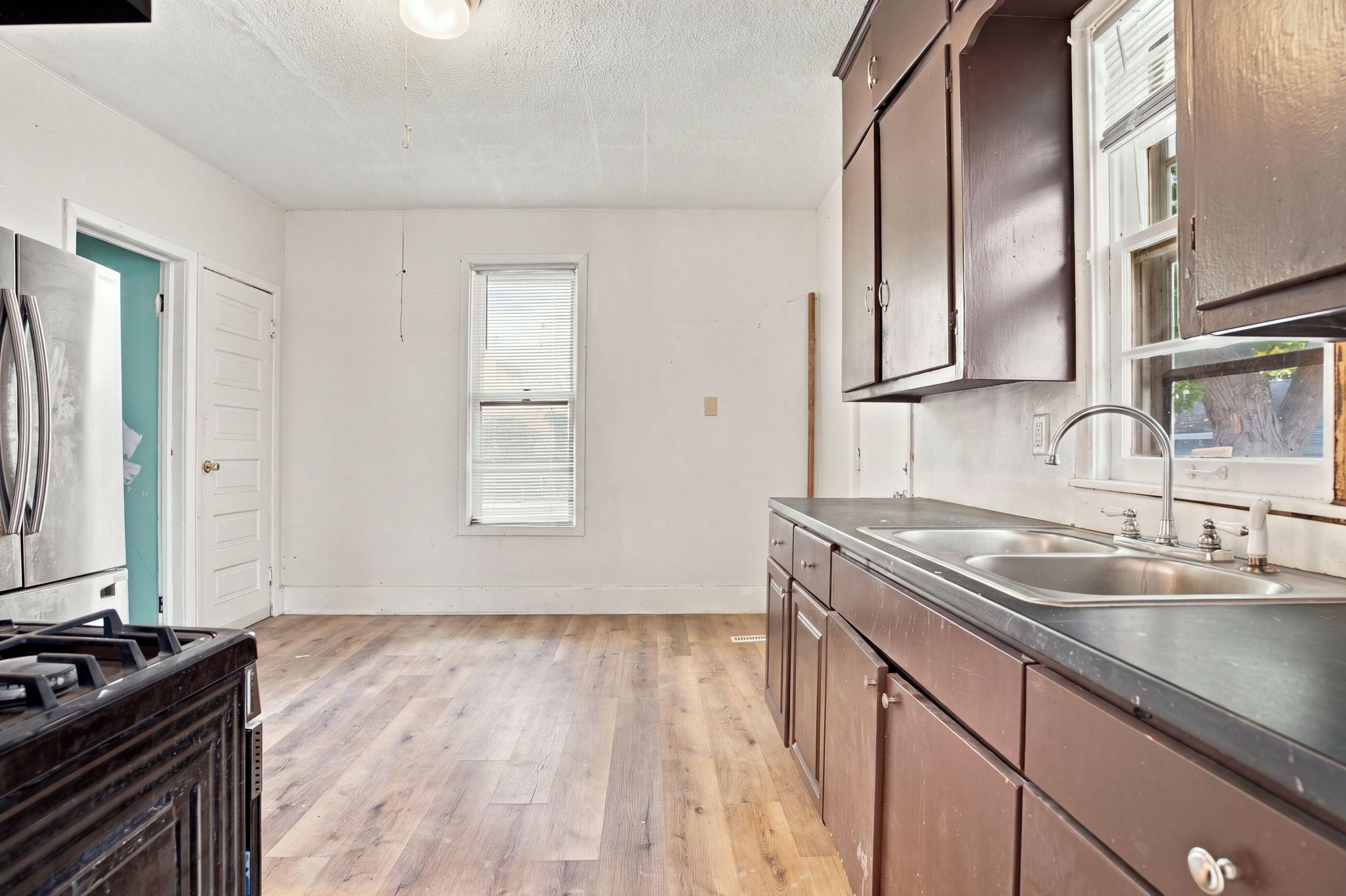 View of Residential Income at 2802 Girard Avenue, Minneapolis MN 55411, Minneapolis (12 of 32) - Mike Wilen | Minnesota Team Real Estate