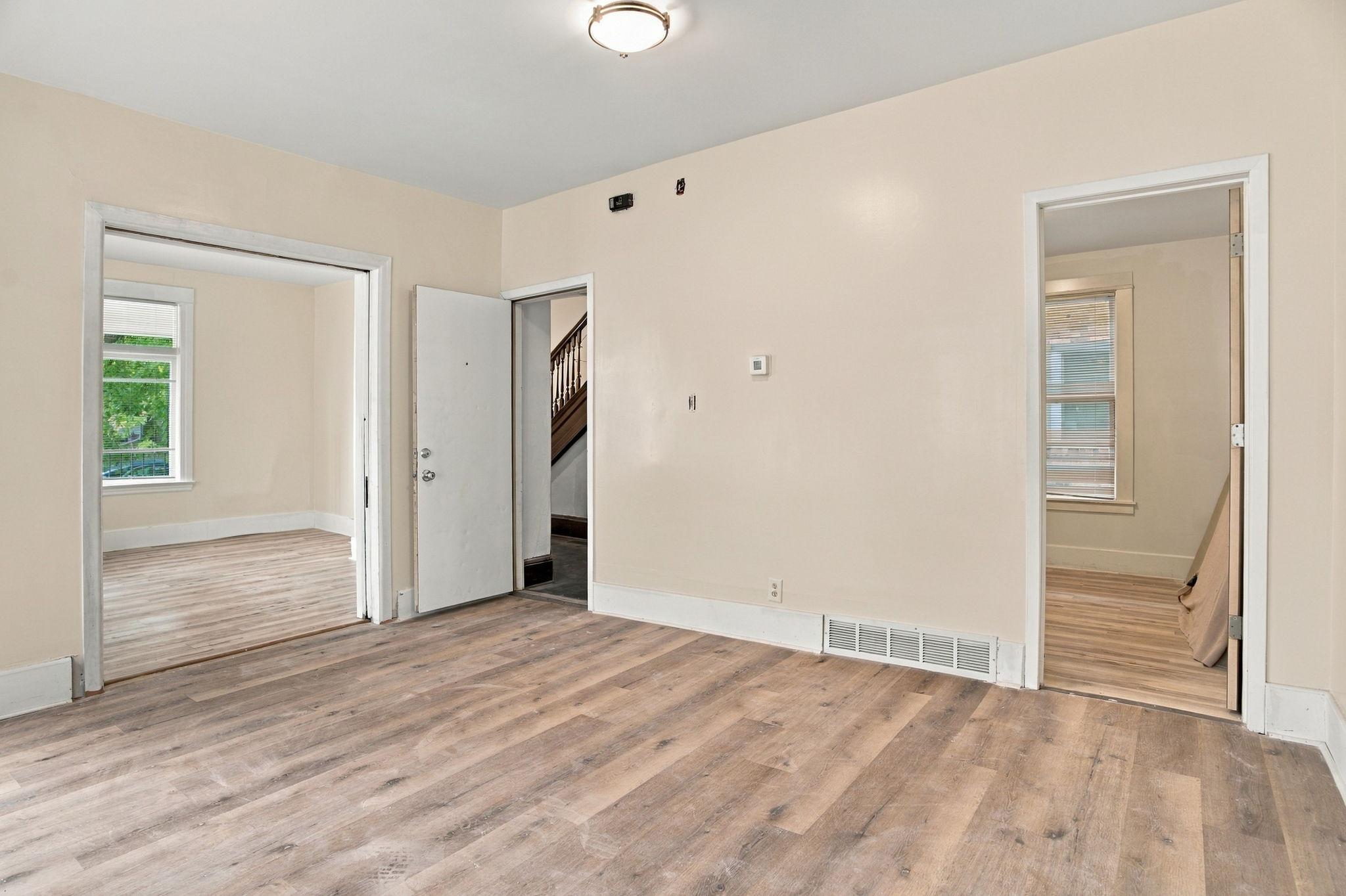 View of Residential Income at 2802 Girard Avenue, Minneapolis MN 55411, Minneapolis (9 of 32) - Mike Wilen | Minnesota Team Real Estate