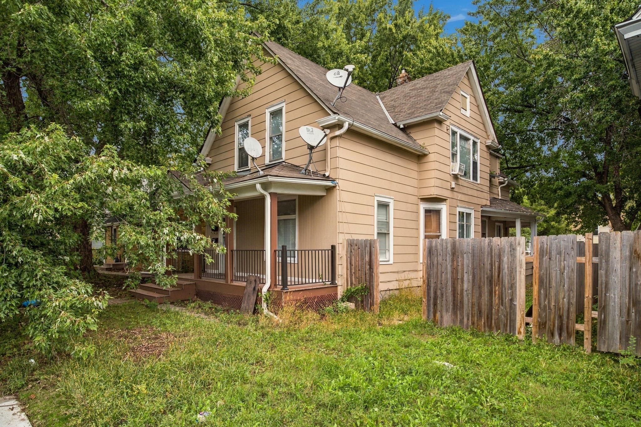 View of Residential Income at 2802 Girard Avenue, Minneapolis MN 55411, Minneapolis (3 of 32) - Mike Wilen | Minnesota Team Real Estate