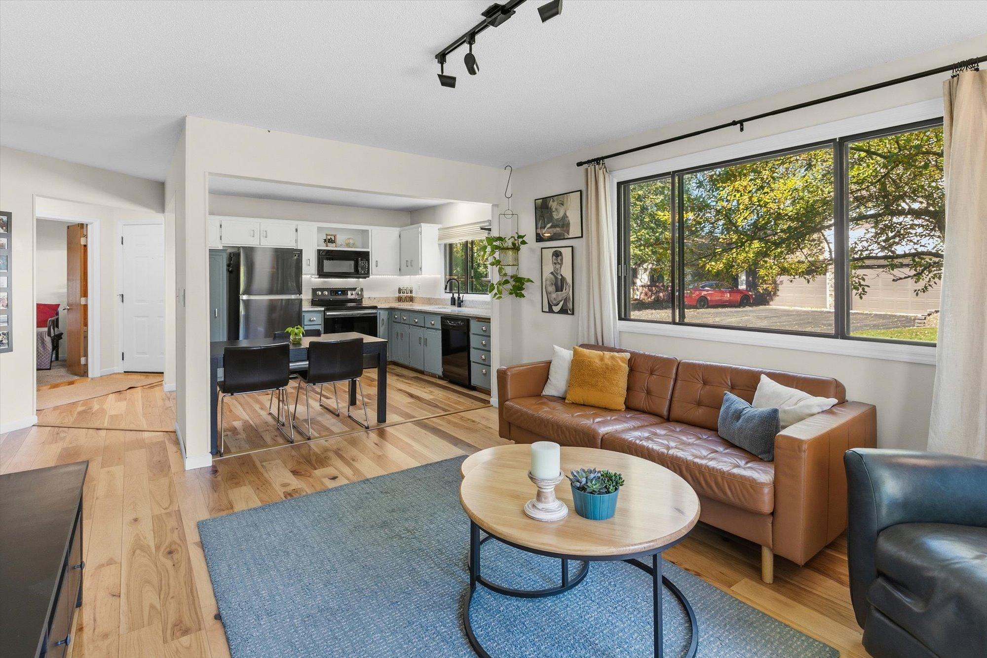 View of (TH) Quad/4 Corners at 576 Donegal Circle, Shoreview - Mike Wilen | Minnesota Team Real Estate
