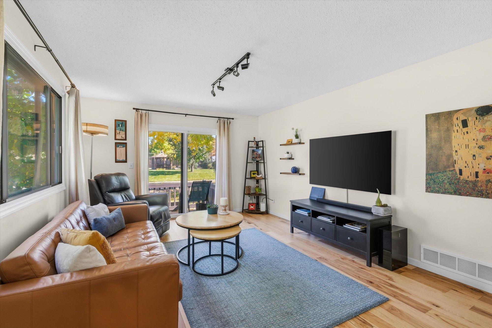 View of Residential at 576 Donegal Circle, Shoreview MN 55126, Shoreview (11 of 22) - Mike Wilen | Minnesota Team Real Estate