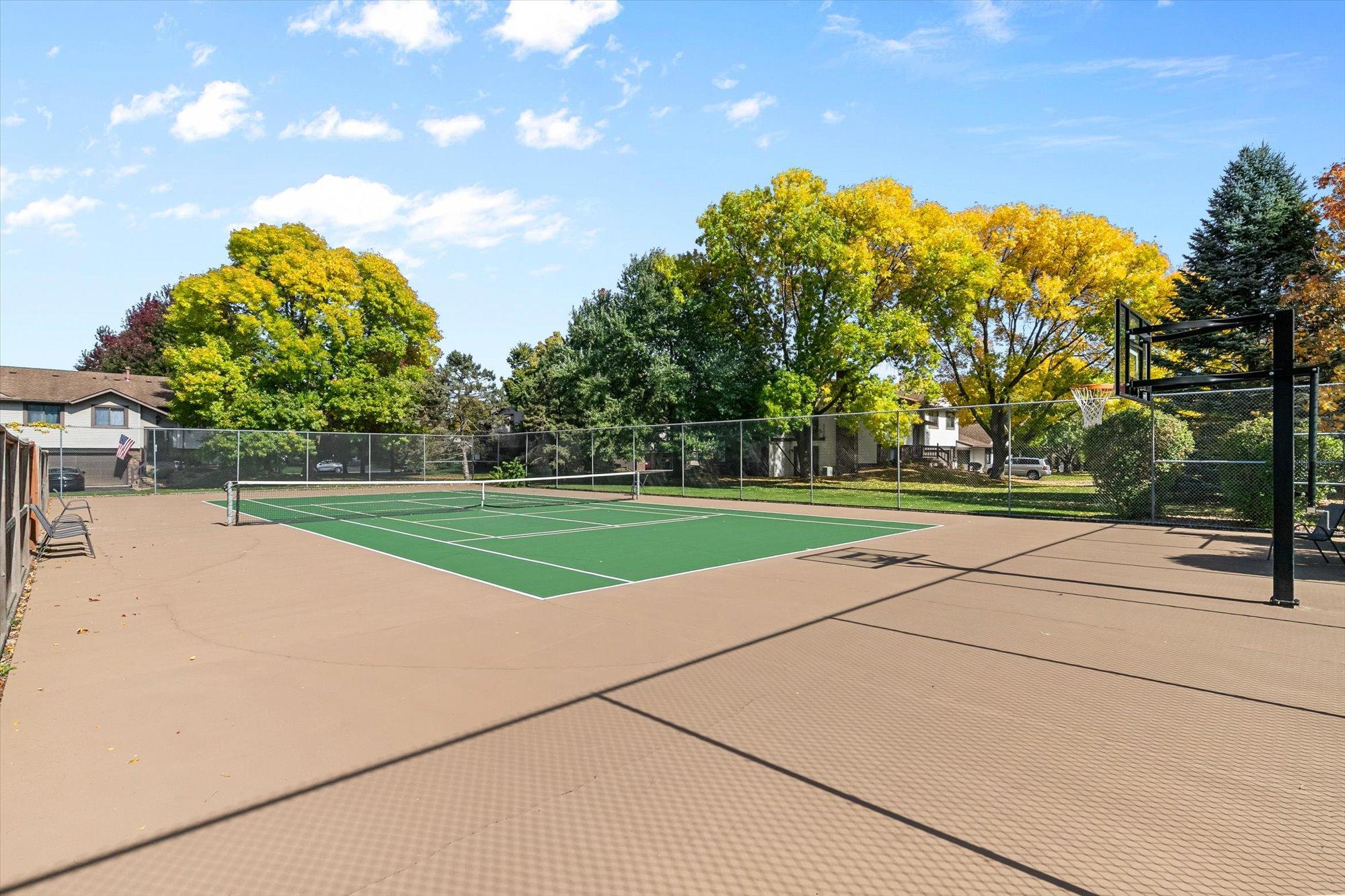 View of Residential at 576 Donegal Circle, Shoreview MN 55126, Shoreview (22 of 22) - Mike Wilen | Minnesota Team Real Estate