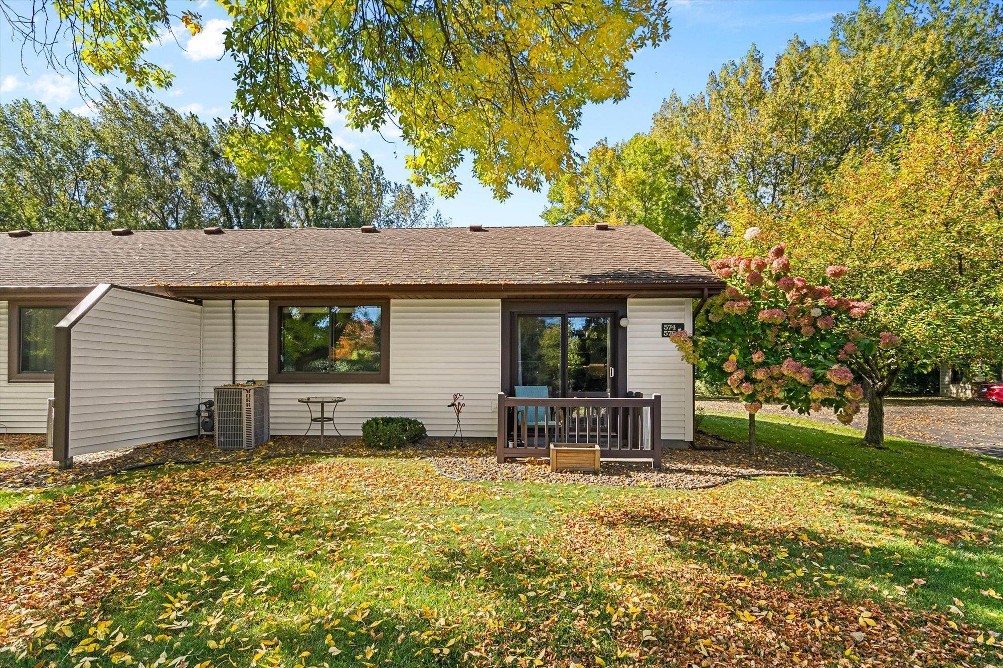 View of Residential at 576 Donegal Circle, Shoreview MN 55126, Shoreview (19 of 22) - Mike Wilen | Minnesota Team Real Estate