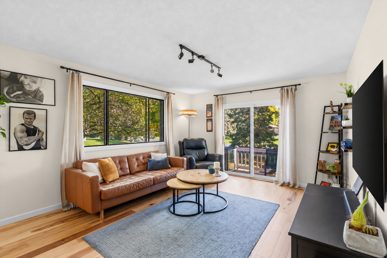 View of Residential at 576 Donegal Circle, Shoreview MN 55126, Shoreview (10 of 22) - Mike Wilen | Minnesota Team Real Estate