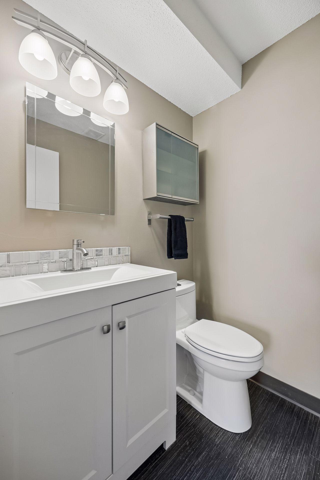 View of Residential at 333 8th Street #219, Minneapolis MN 55414, Minneapolis (19 of 47) - Mike Wilen | Minnesota Team Real Estate