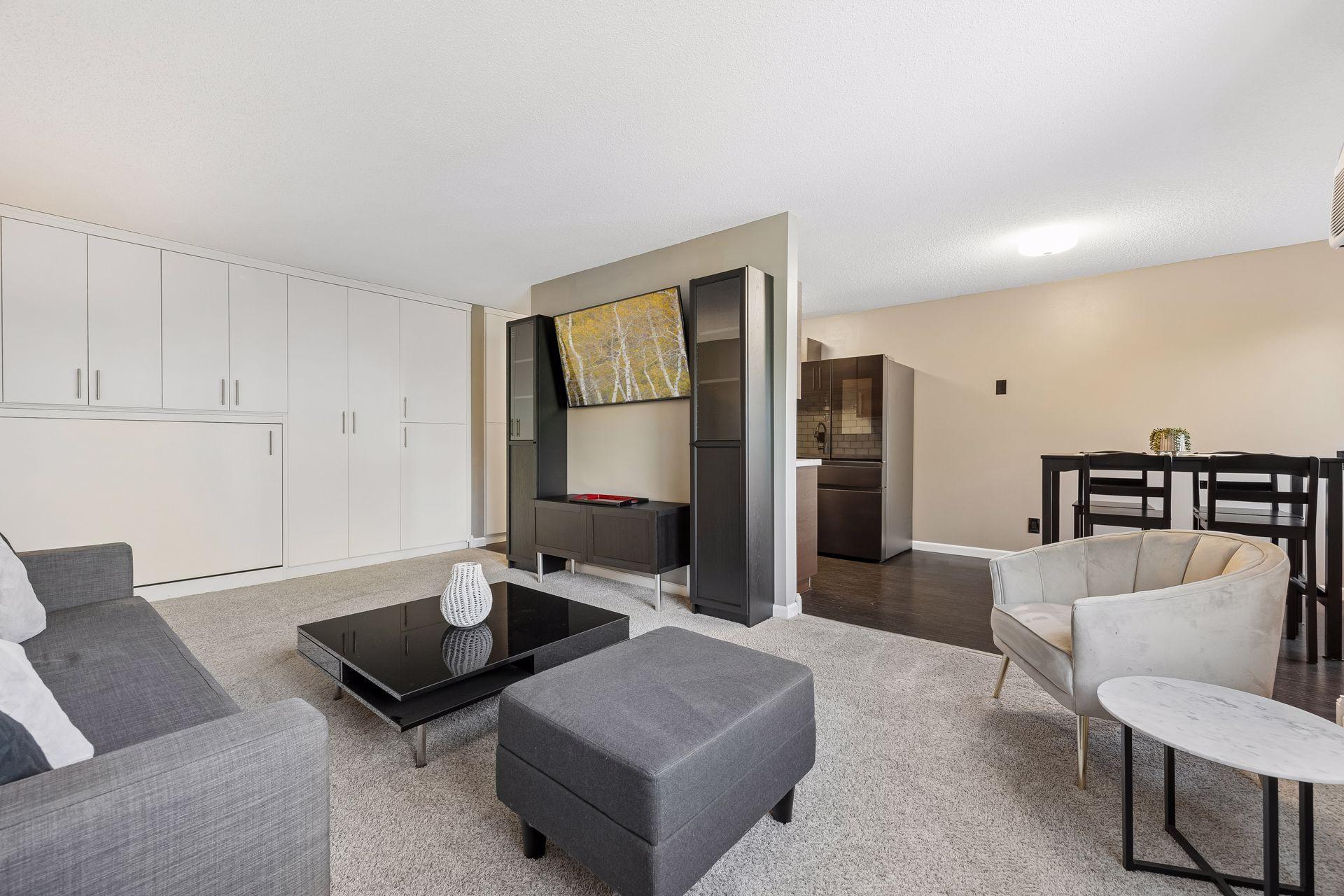 View of (CC) Low Rise (3- Levels) at 333 8th Street, Minneapolis - Mike Wilen | Minnesota Team Real Estate