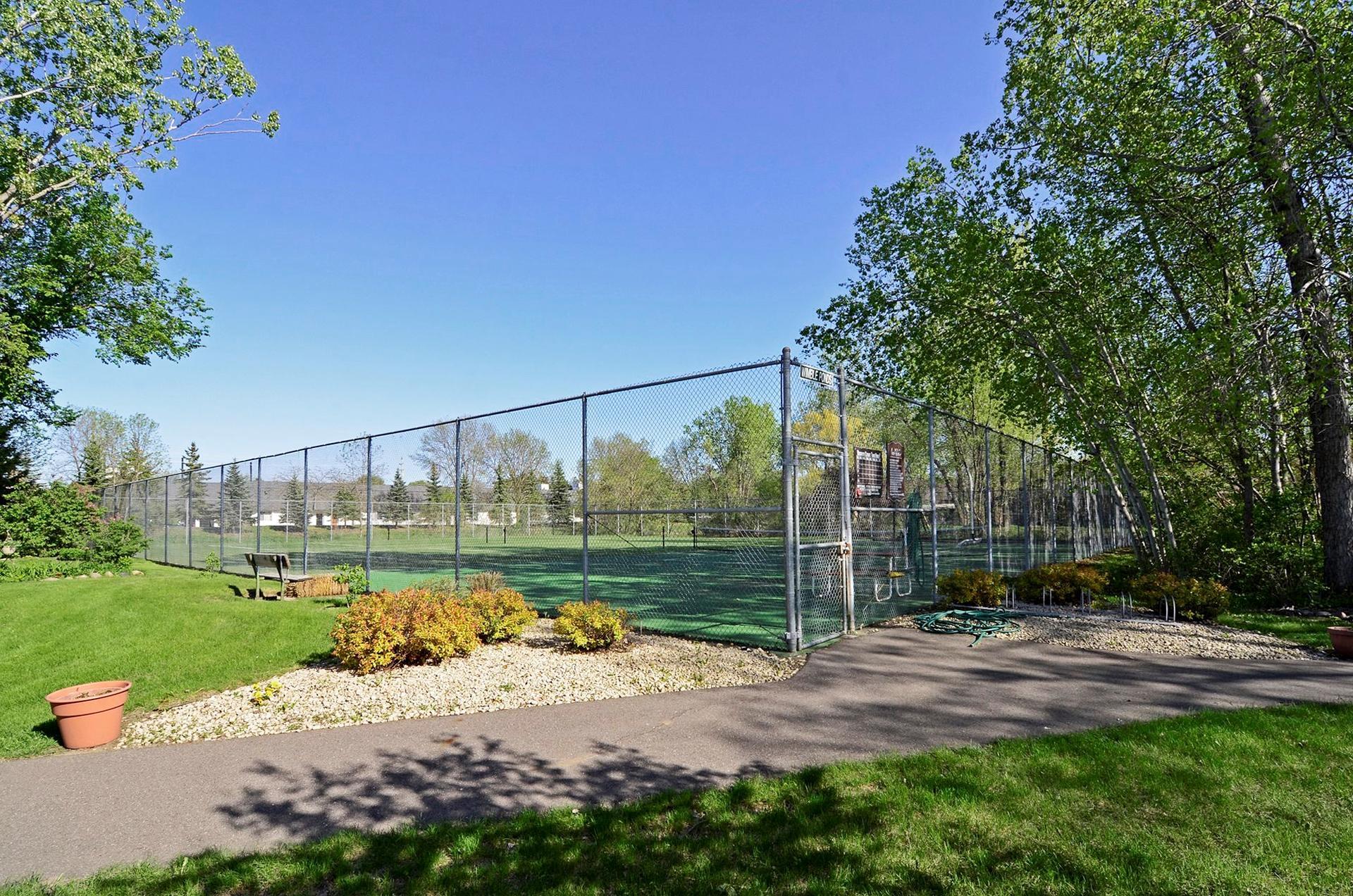 View of Residential at 1081 Weston Lane, Plymouth MN 55447, Plymouth (15 of 22) - Mike Wilen | Minnesota Team Real Estate