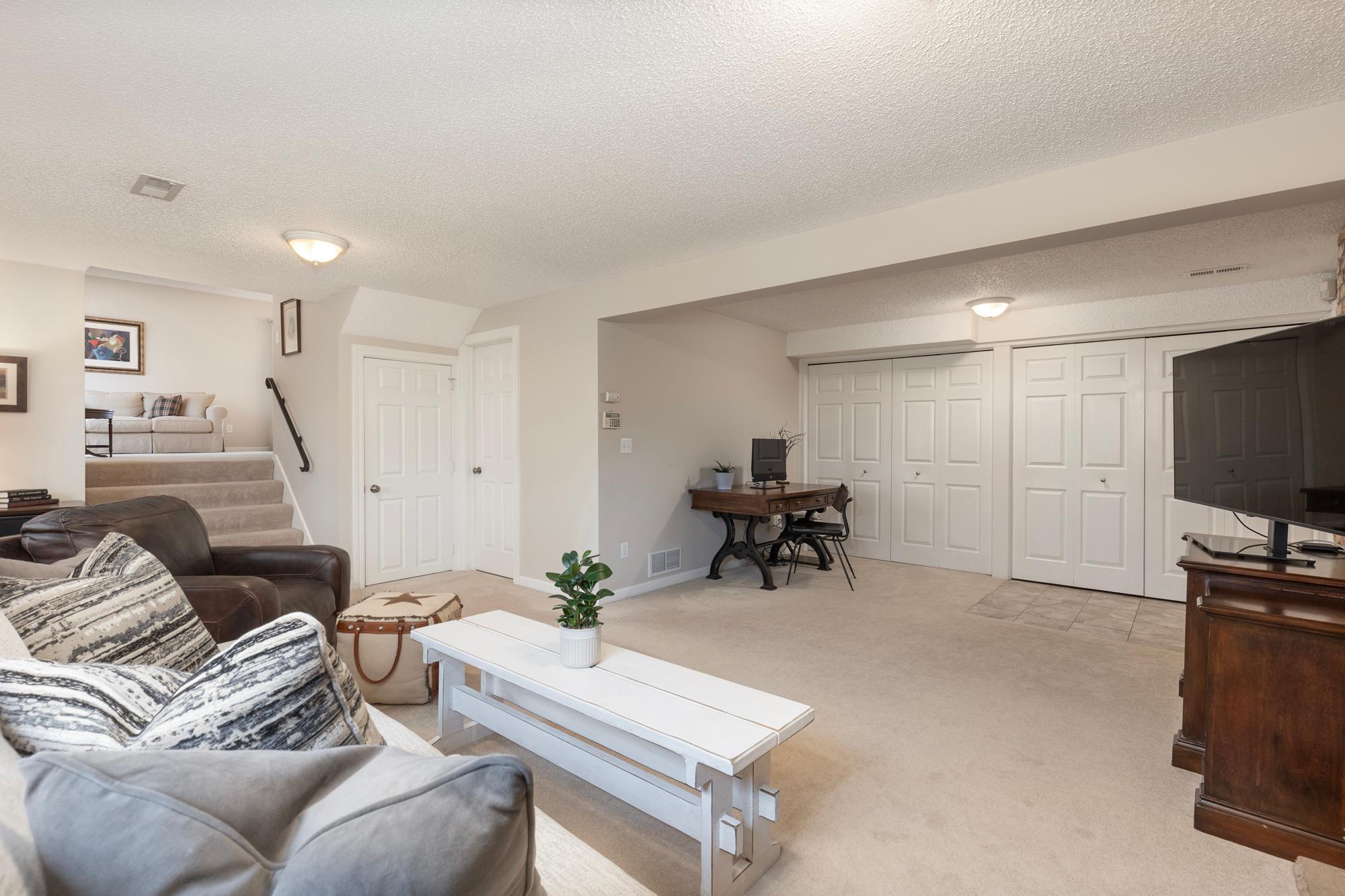 View of Residential at 1081 Weston Lane, Plymouth MN 55447, Plymouth (12 of 22) - Mike Wilen | Minnesota Team Real Estate