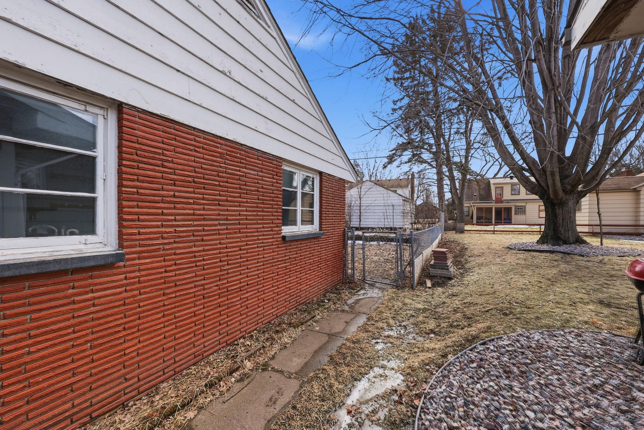 View of Residential at 1030 Hyacinth Avenue, Saint Paul MN 55106, Saint Paul (50 of 54) - Mike Wilen | Minnesota Team Real Estate