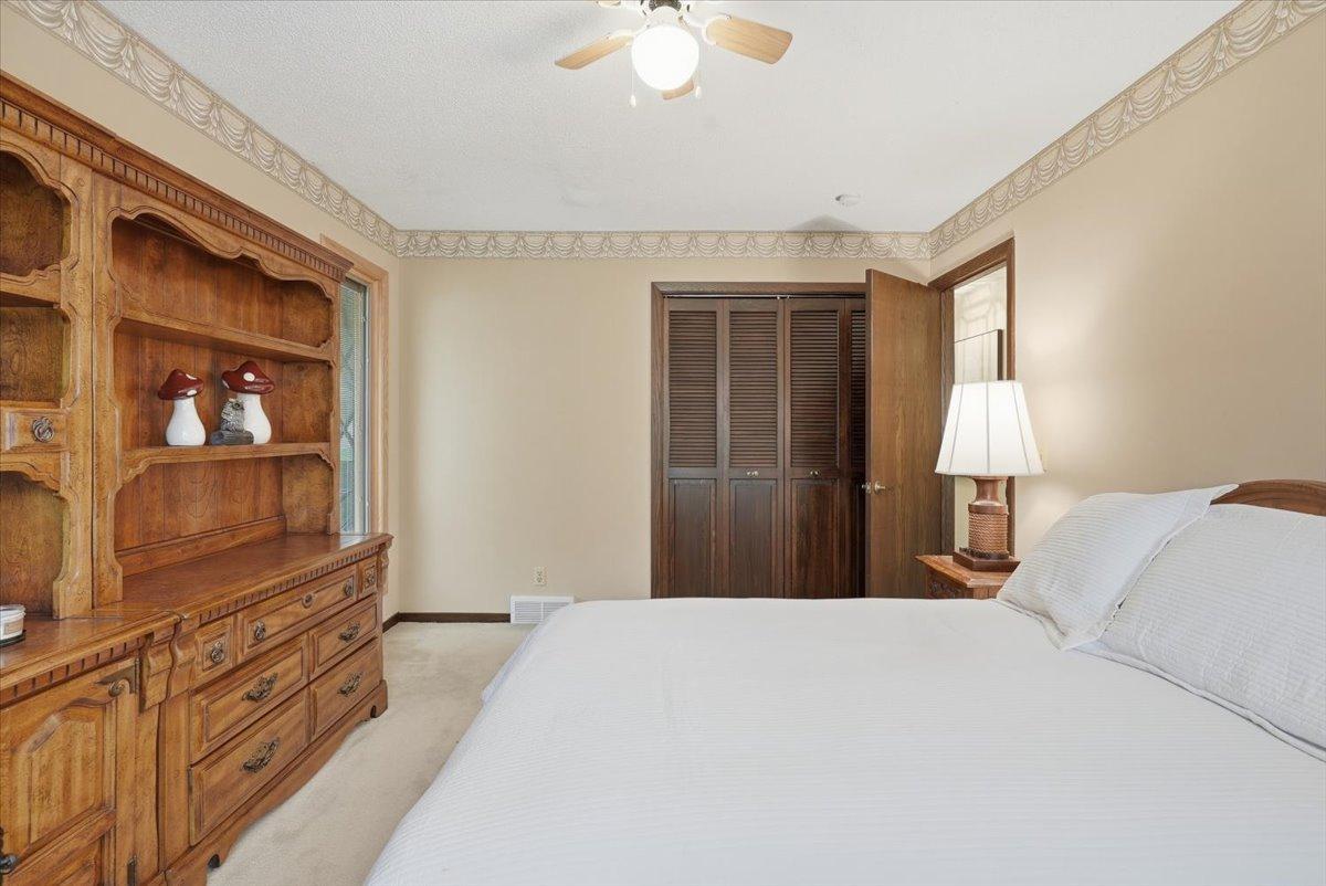 View of Residential at 9051 Jane Road, Lake Elmo MN 55042, Lake Elmo (27 of 57) - Mike Wilen | Minnesota Team Real Estate