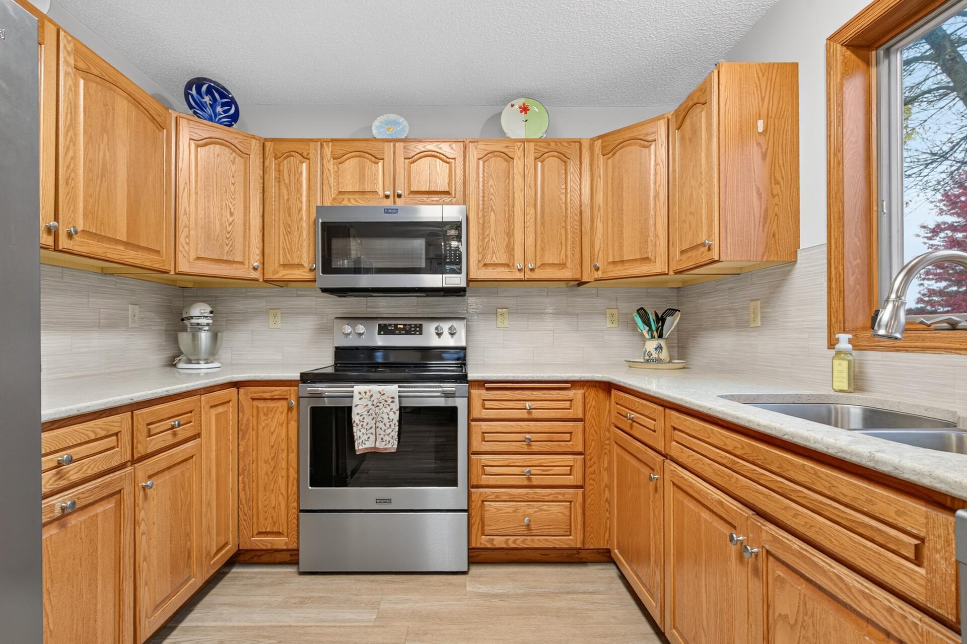 View of Residential at 1075 Regency Court, Hastings MN 55033, Hastings (11 of 38) - Mike Wilen | Minnesota Team Real Estate