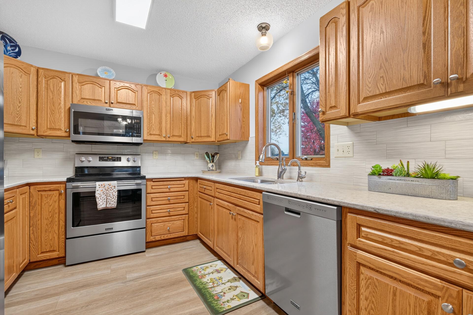 View of Residential at 1075 Regency Court, Hastings MN 55033, Hastings (10 of 38) - Mike Wilen | Minnesota Team Real Estate