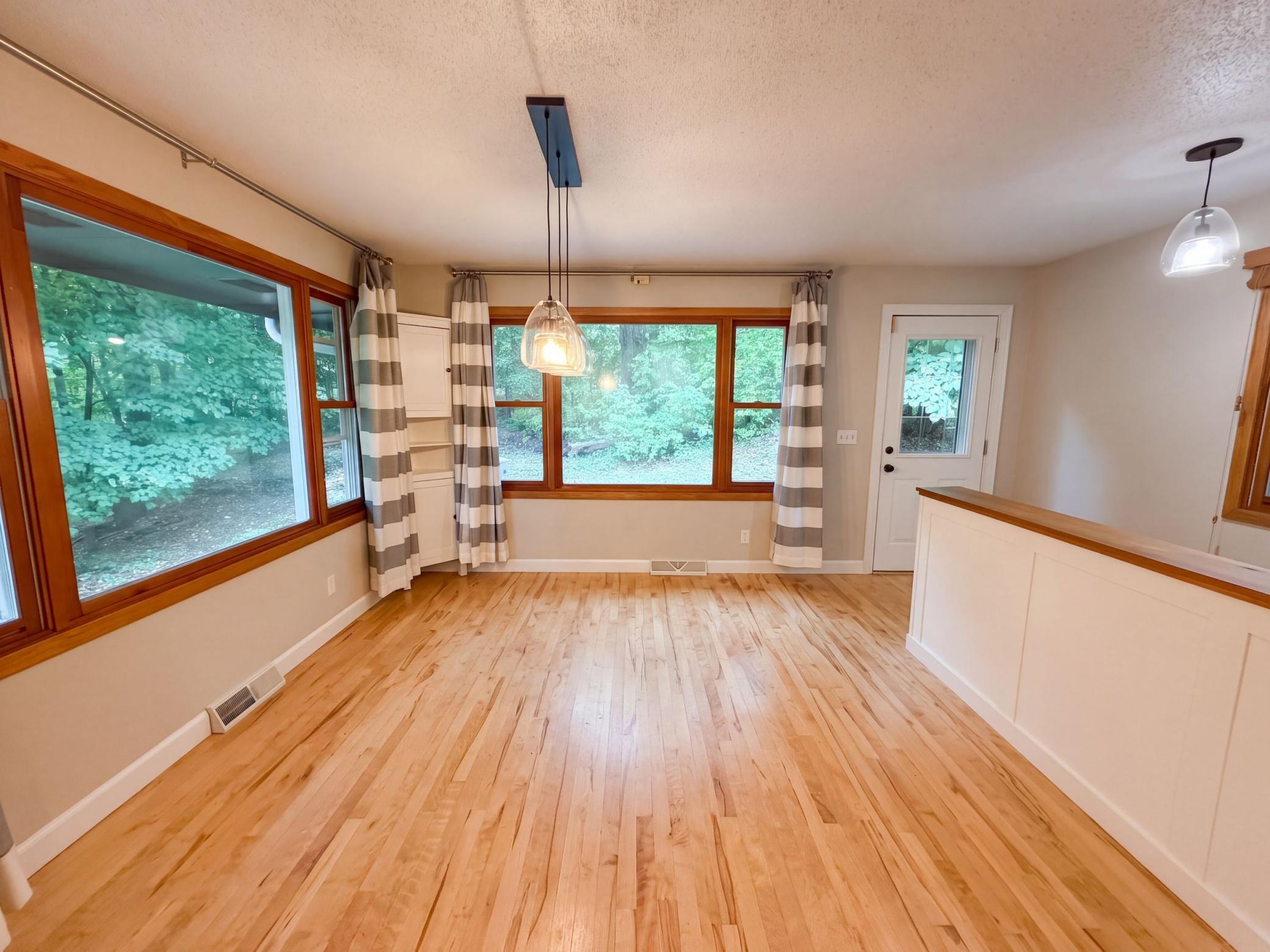 View of Residential at 6710 Hopi Road, Chanhassen MN 55317, Chanhassen (7 of 14) - Mike Wilen | Minnesota Team Real Estate