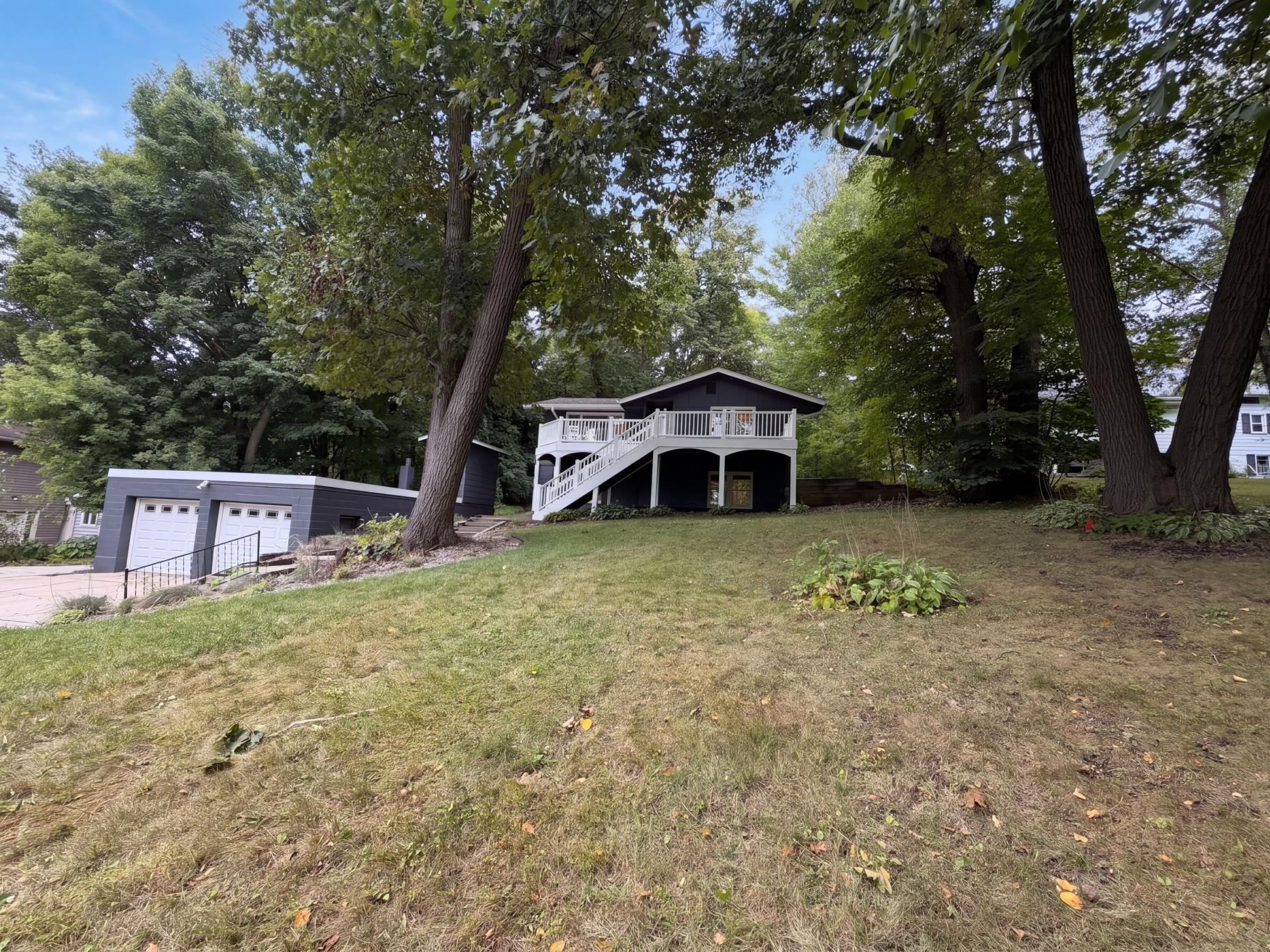 View of Single Family at 6710 Hopi Road, Chanhassen - Mike Wilen | Minnesota Team Real Estate
