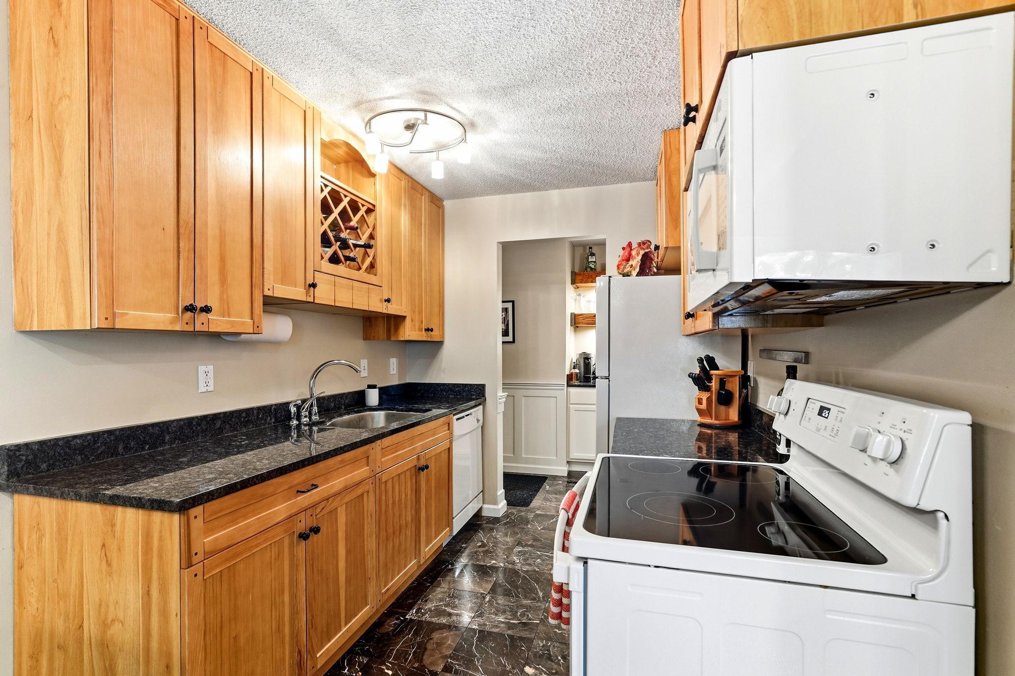 View of Residential at 4412 Cedar Lake Road #3, Saint Louis Park MN 55416, Saint Louis Park (7 of 46) - Mike Wilen | Minnesota Team Real Estate