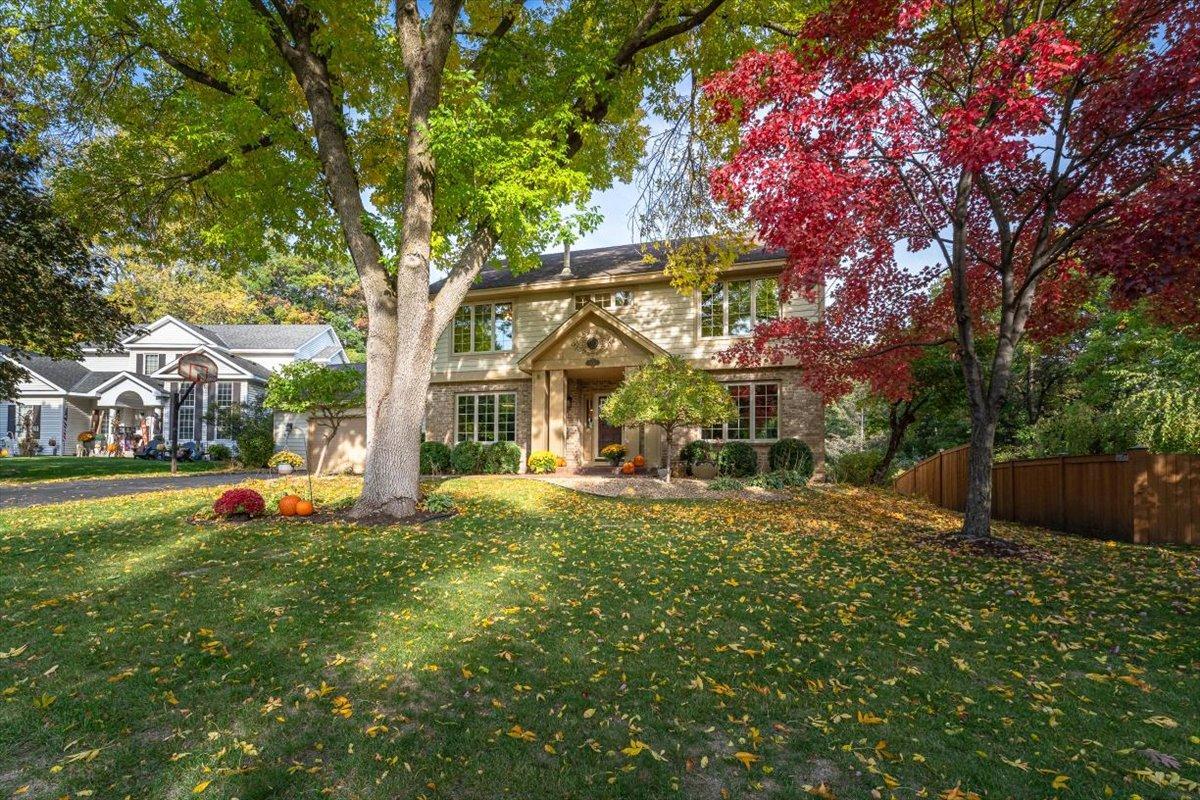 View of Residential at 12061 Gantry Court, Apple Valley MN 55124, Apple Valley (51 of 51) - Mike Wilen | Minnesota Team Real Estate