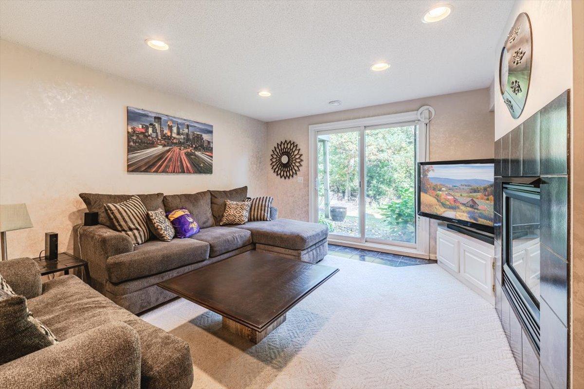View of Residential at 12061 Gantry Court, Apple Valley MN 55124, Apple Valley (31 of 51) - Mike Wilen | Minnesota Team Real Estate