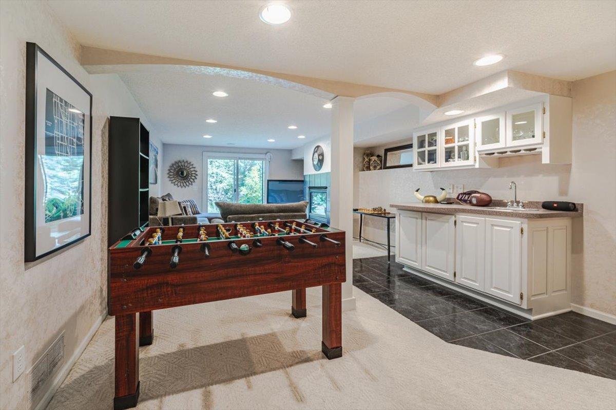 View of Residential at 12061 Gantry Court, Apple Valley MN 55124, Apple Valley (29 of 51) - Mike Wilen | Minnesota Team Real Estate