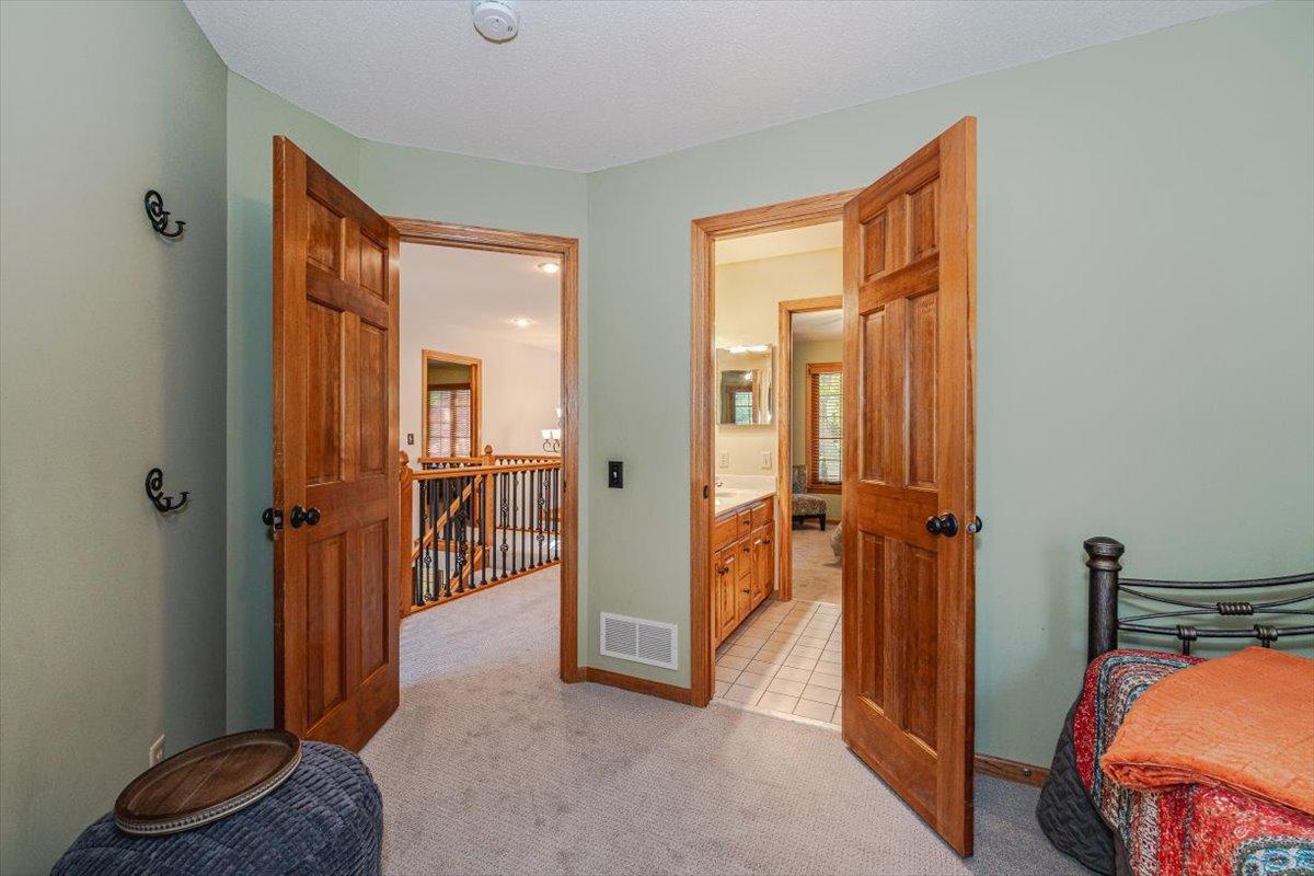View of Residential at 12061 Gantry Court, Apple Valley MN 55124, Apple Valley (20 of 51) - Mike Wilen | Minnesota Team Real Estate