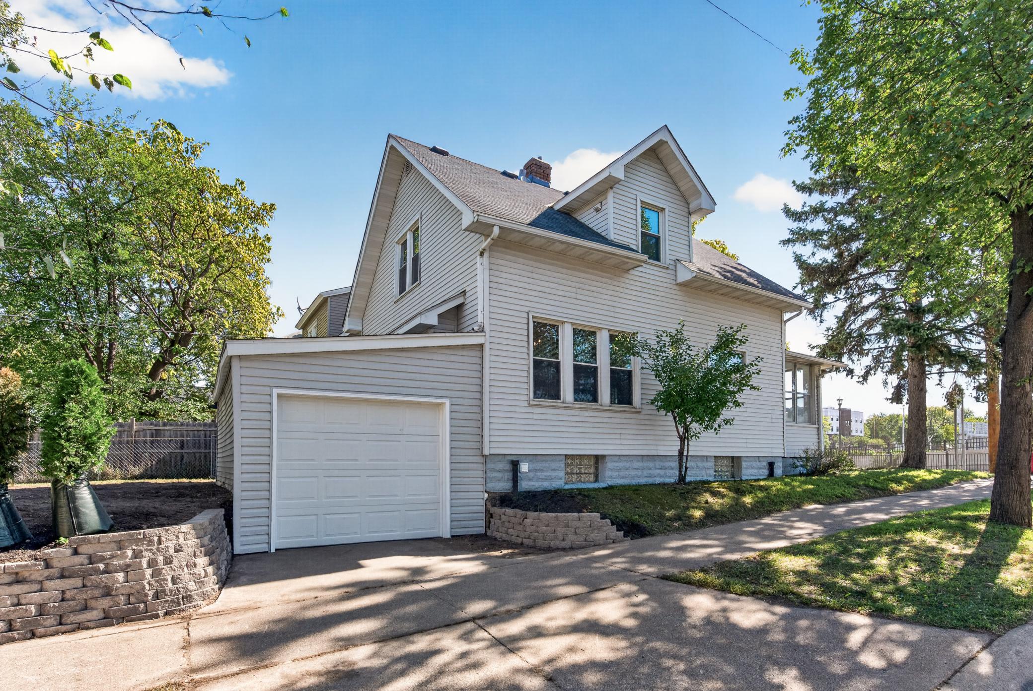 View of Residential at 979 Saint Anthony Avenue, Saint Paul MN 55104, Saint Paul (22 of 36) - Mike Wilen | Minnesota Team Real Estate