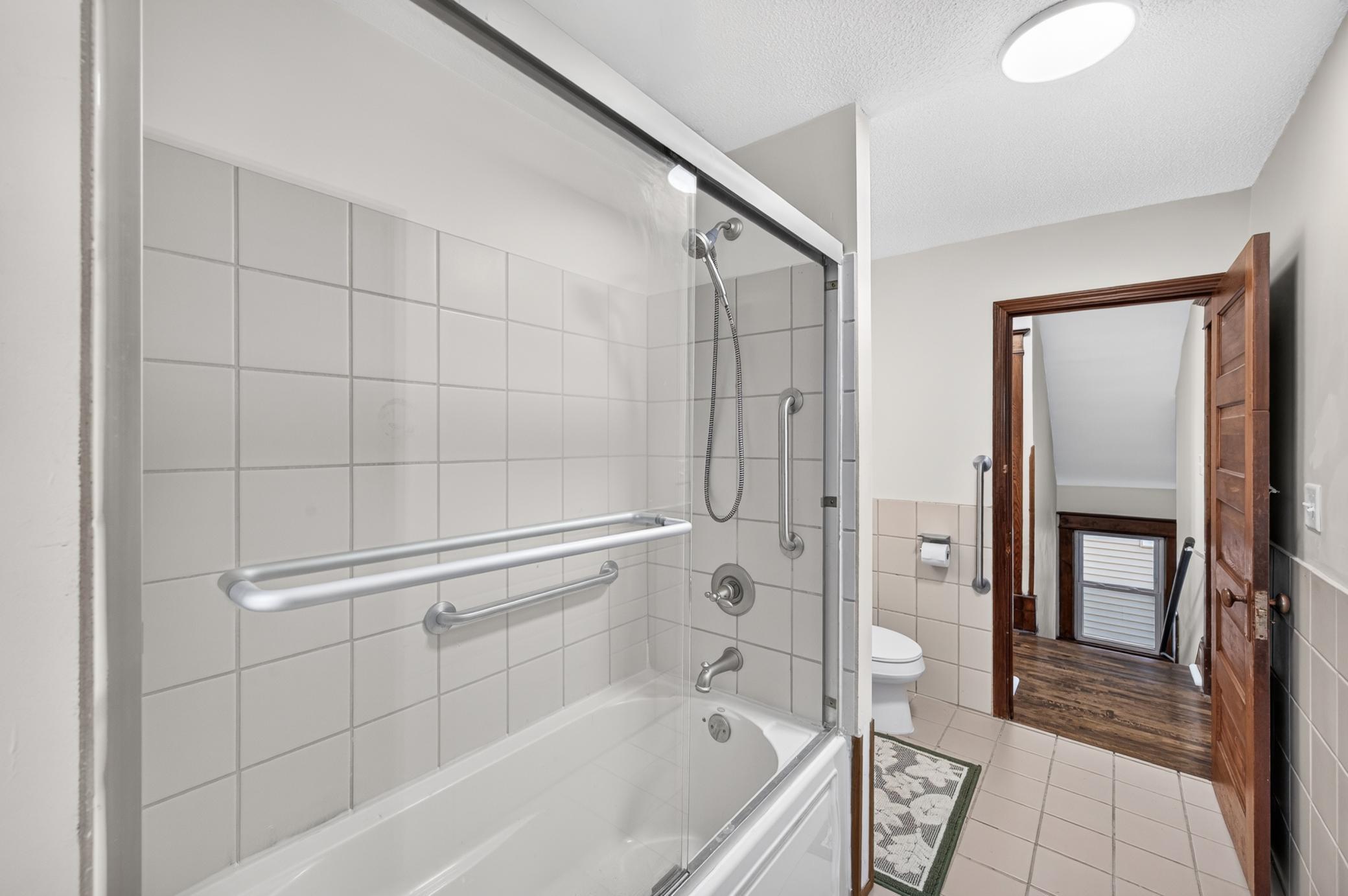 View of Residential at 979 Saint Anthony Avenue, Saint Paul MN 55104, Saint Paul (14 of 36) - Mike Wilen | Minnesota Team Real Estate