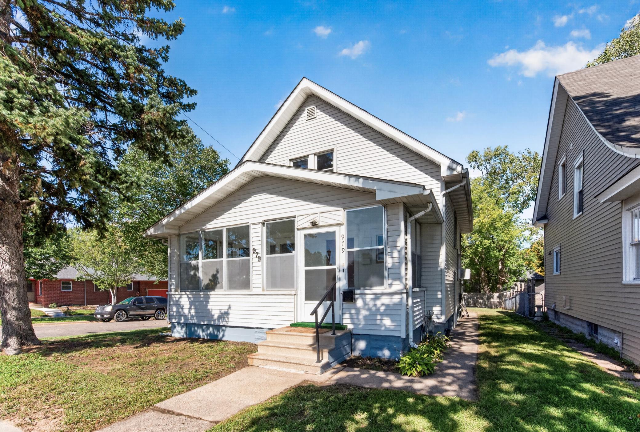 View of Residential at 979 Saint Anthony Avenue, Saint Paul MN 55104, Saint Paul (23 of 36) - Mike Wilen | Minnesota Team Real Estate