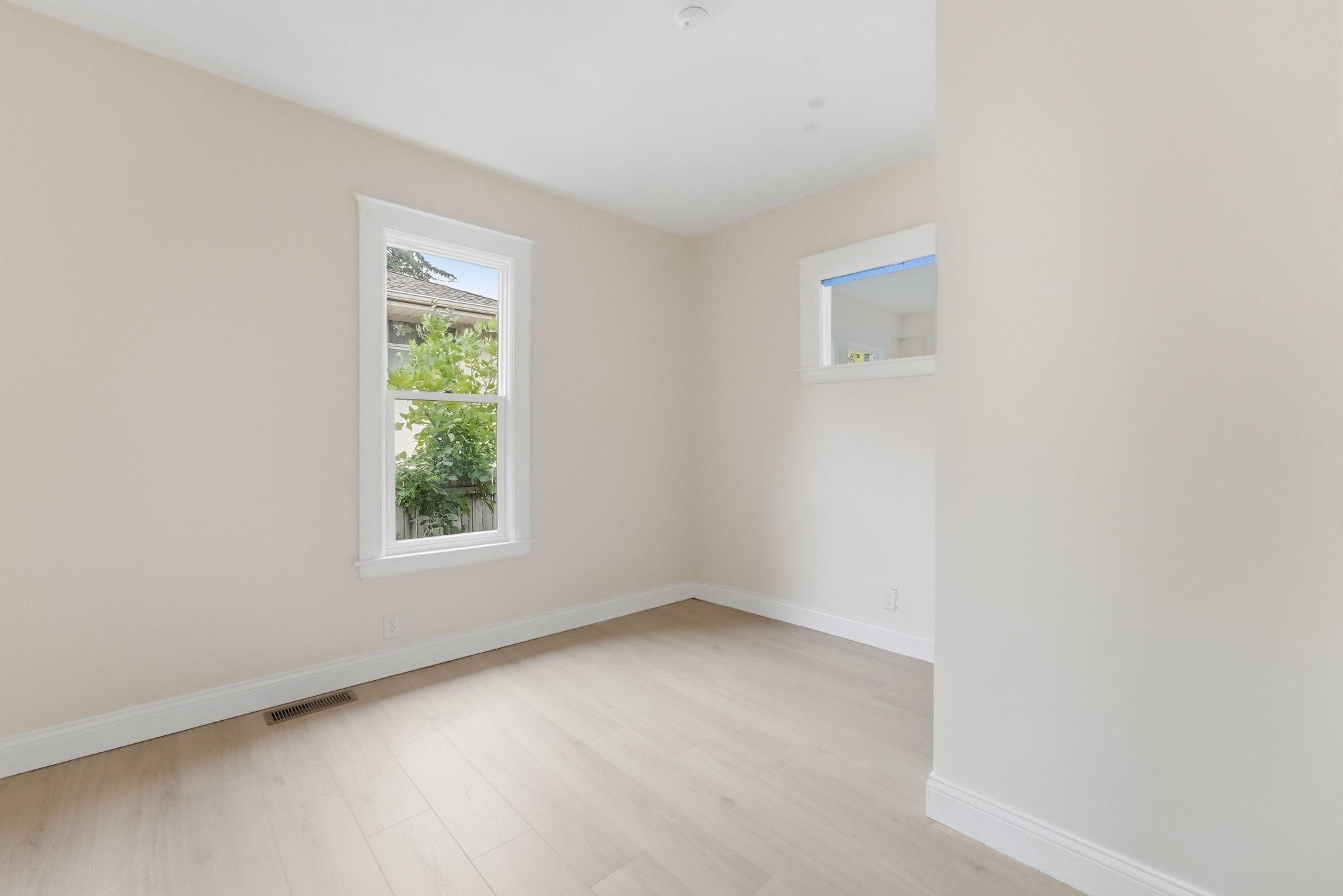 View of Residential at 3343 Colfax Avenue, Minneapolis MN 55412, Minneapolis (20 of 34) - Mike Wilen | Minnesota Team Real Estate
