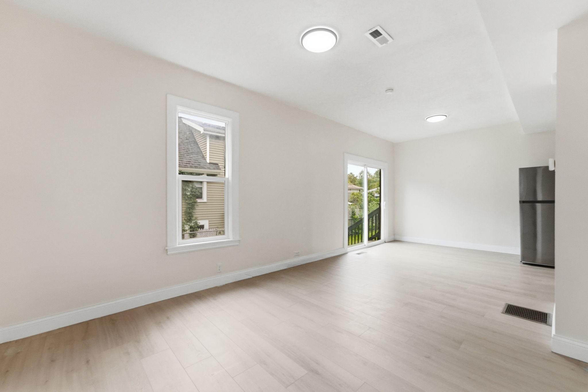 View of Residential at 3343 Colfax Avenue, Minneapolis MN 55412, Minneapolis (17 of 34) - Mike Wilen | Minnesota Team Real Estate