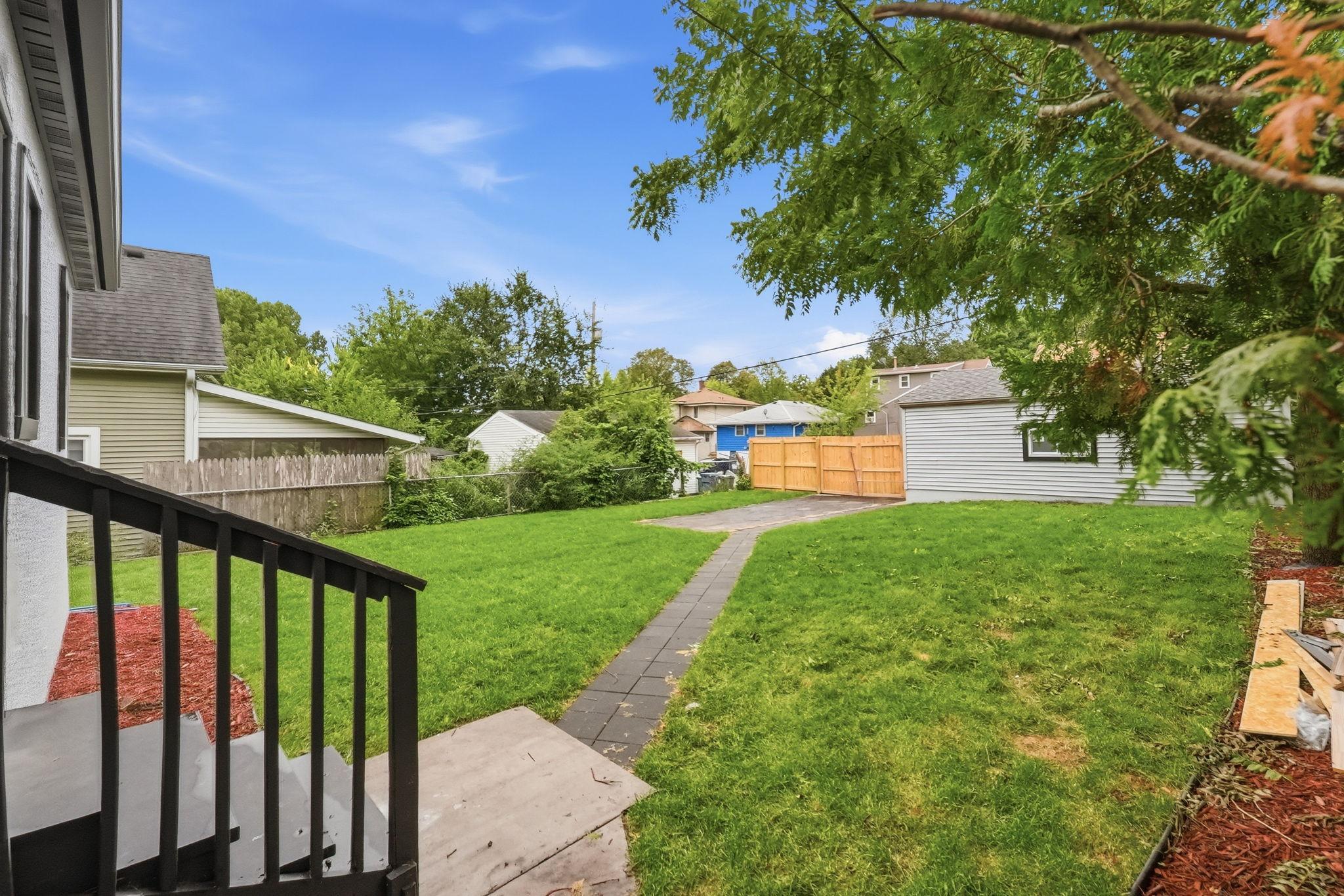 View of Residential at 3343 Colfax Avenue, Minneapolis MN 55412, Minneapolis (7 of 34) - Mike Wilen | Minnesota Team Real Estate