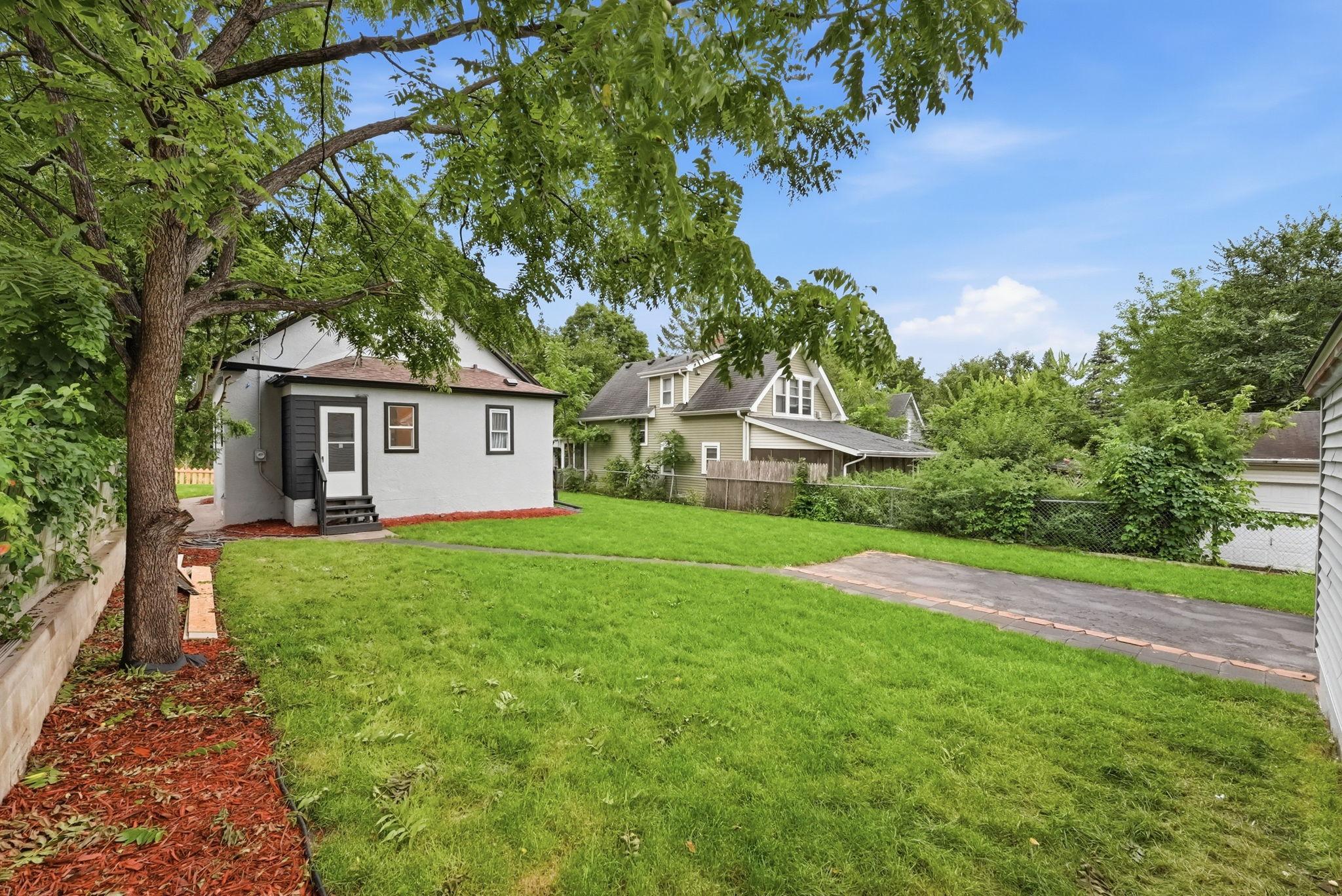 View of Residential at 3343 Colfax Avenue, Minneapolis MN 55412, Minneapolis (6 of 34) - Mike Wilen | Minnesota Team Real Estate