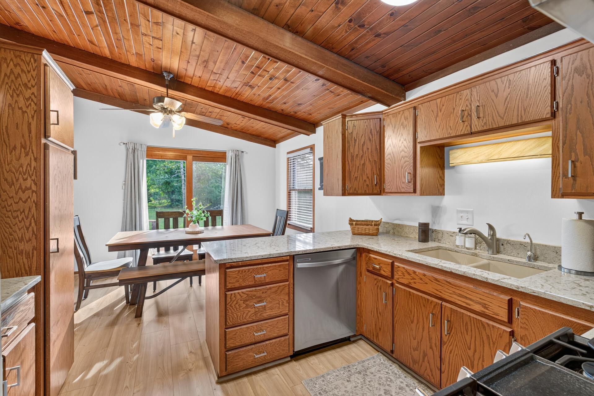 View of Residential at 1938 Edgerton Street, Maplewood MN 55117, Maplewood (15 of 40) - Mike Wilen | Minnesota Team Real Estate