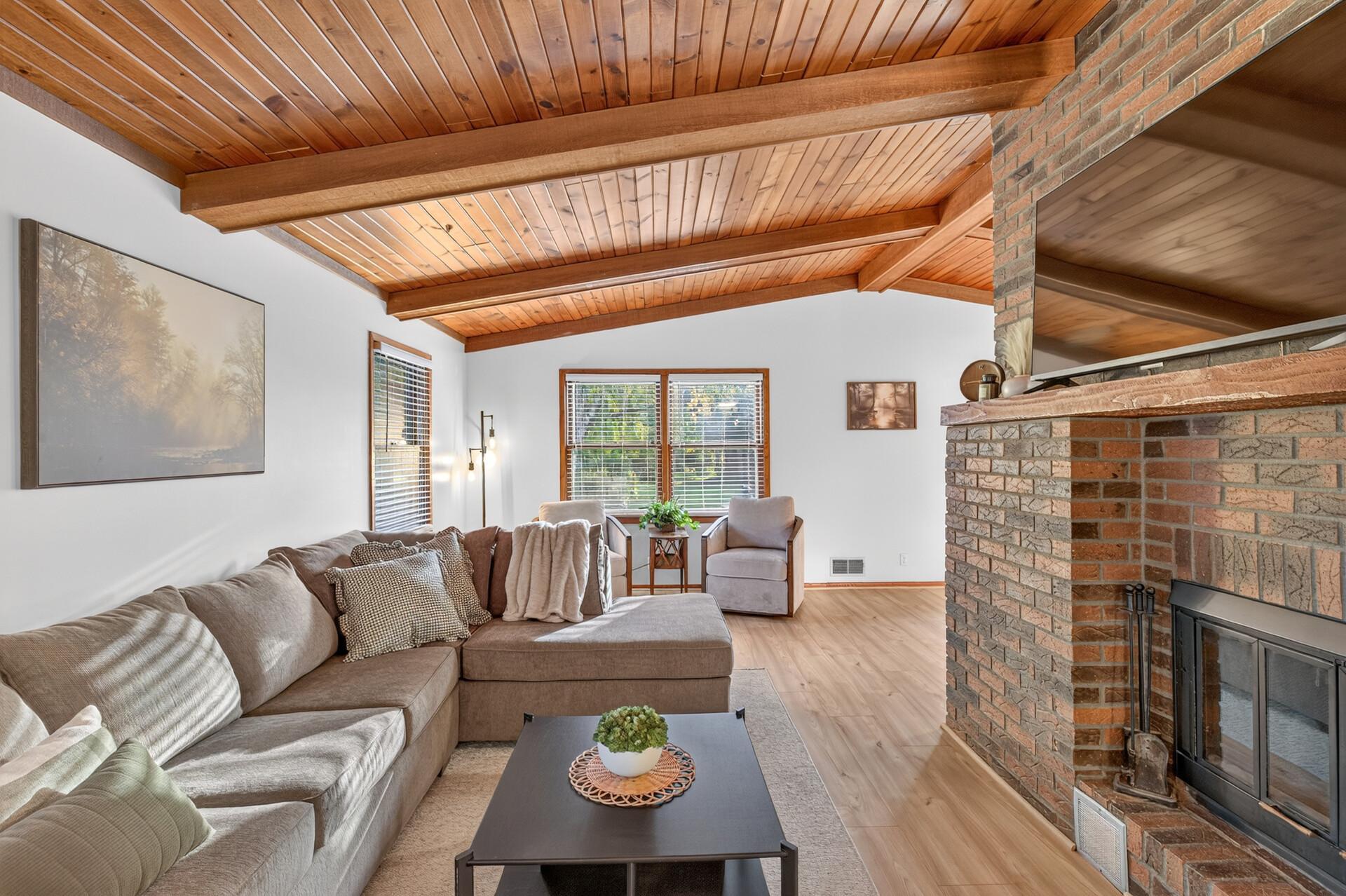 View of Residential at 1938 Edgerton Street, Maplewood MN 55117, Maplewood (3 of 40) - Mike Wilen | Minnesota Team Real Estate