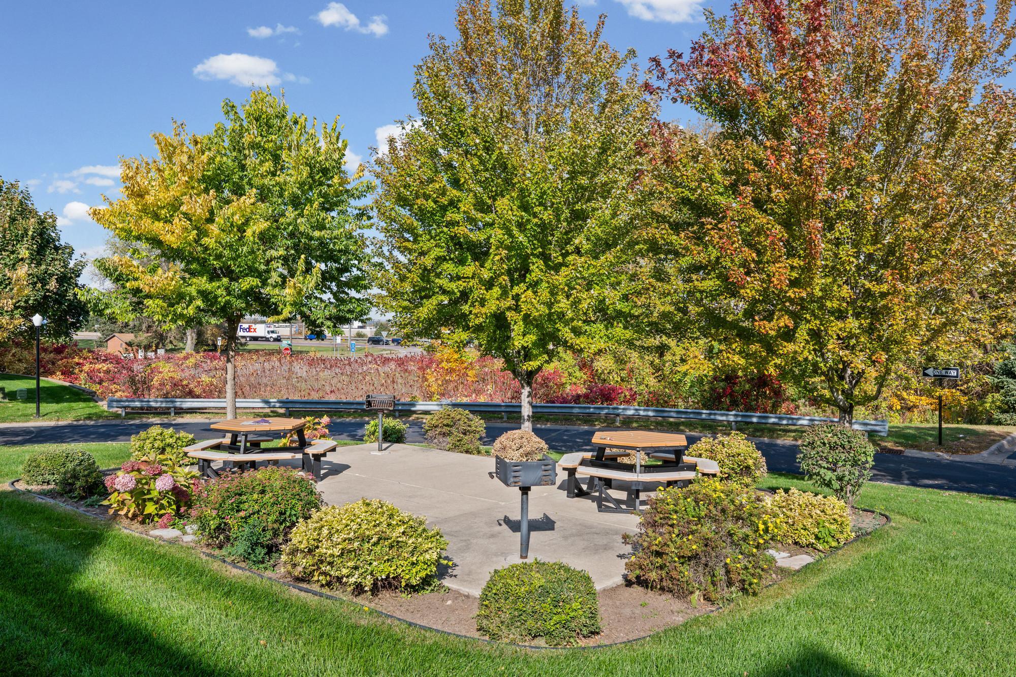 View of Residential at 12214 River Valley Drive, Burnsville MN 55337, Burnsville (49 of 52) - Mike Wilen | Minnesota Team Real Estate