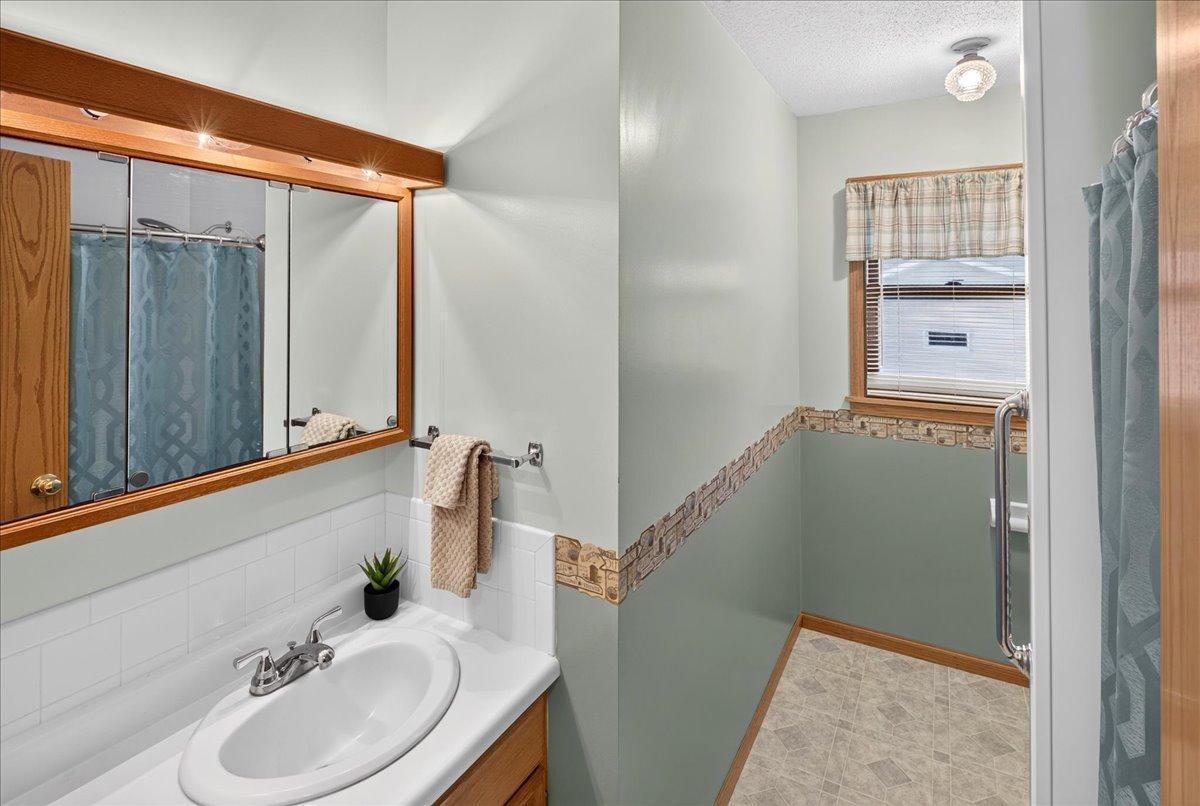 View of Residential at 24 Willow Circle, Annandale MN 55302, Annandale (23 of 32) - Mike Wilen | Minnesota Team Real Estate
