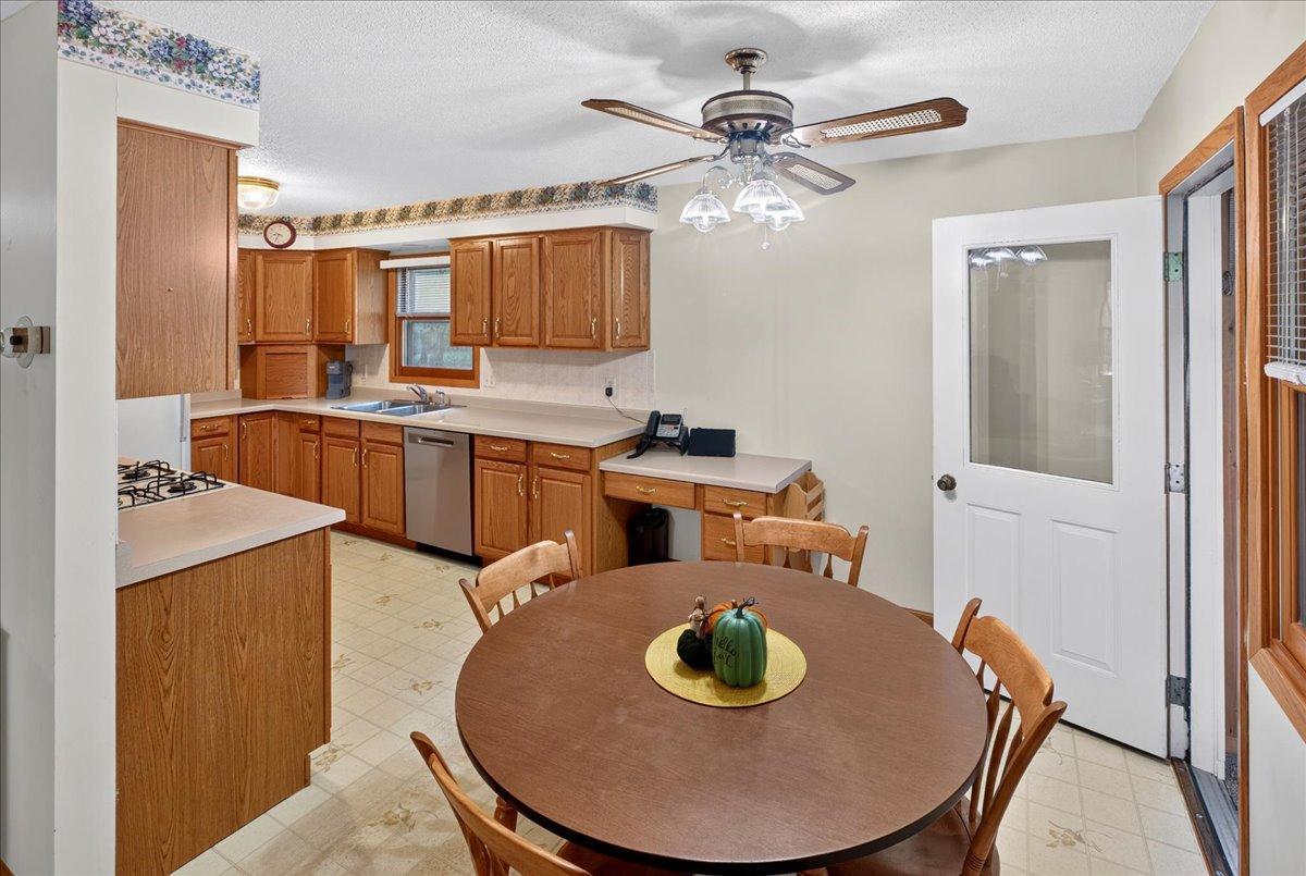 View of Residential at 24 Willow Circle, Annandale MN 55302, Annandale (18 of 32) - Mike Wilen | Minnesota Team Real Estate