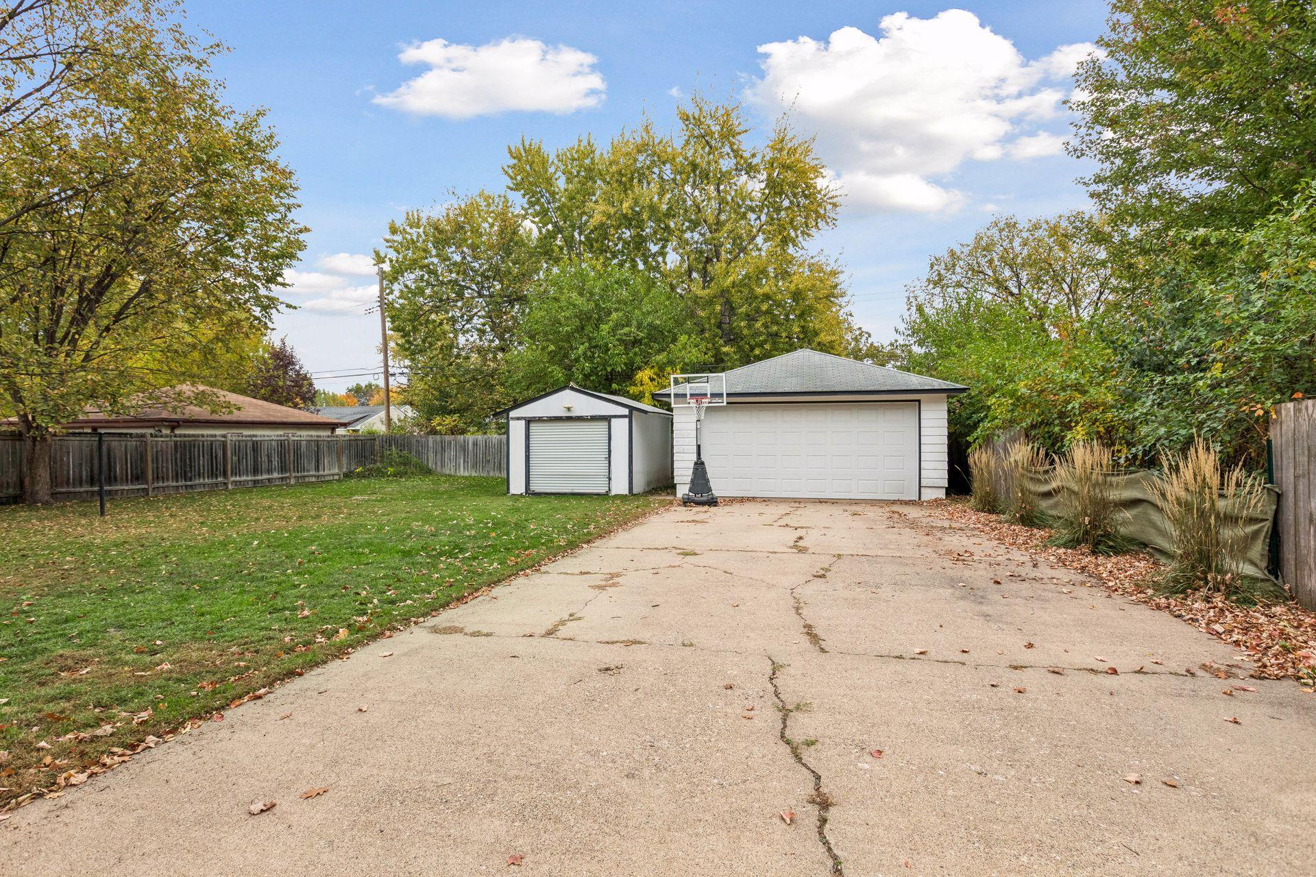 View of Residential at 7006 Ewing Avenue, Brooklyn Center MN 55429, Brooklyn Center (36 of 37) - Mike Wilen | Minnesota Team Real Estate