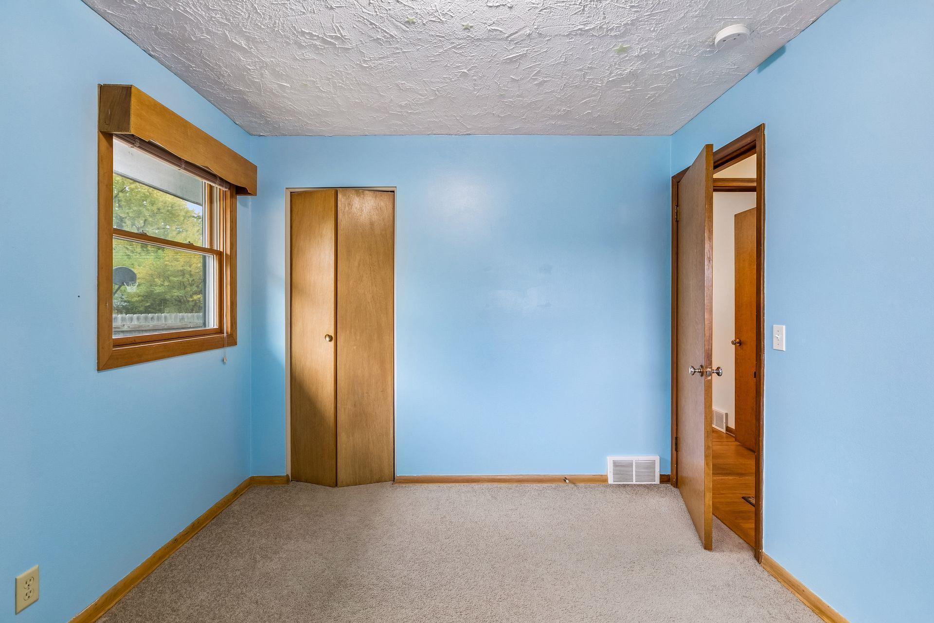 View of Residential at 7006 Ewing Avenue, Brooklyn Center MN 55429, Brooklyn Center (25 of 37) - Mike Wilen | Minnesota Team Real Estate