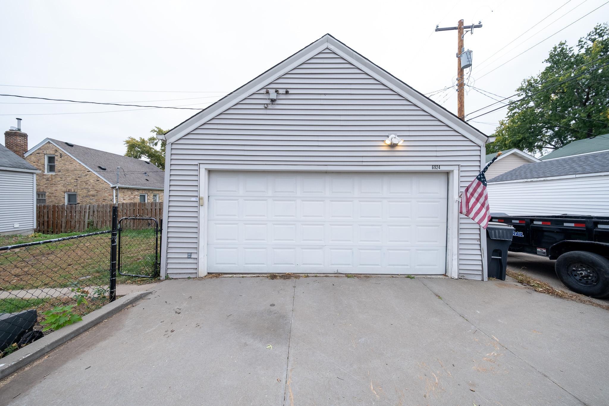 View of Residential at 6924 Penn Avenue, Richfield MN 55423, Richfield (23 of 26) - Mike Wilen | Minnesota Team Real Estate