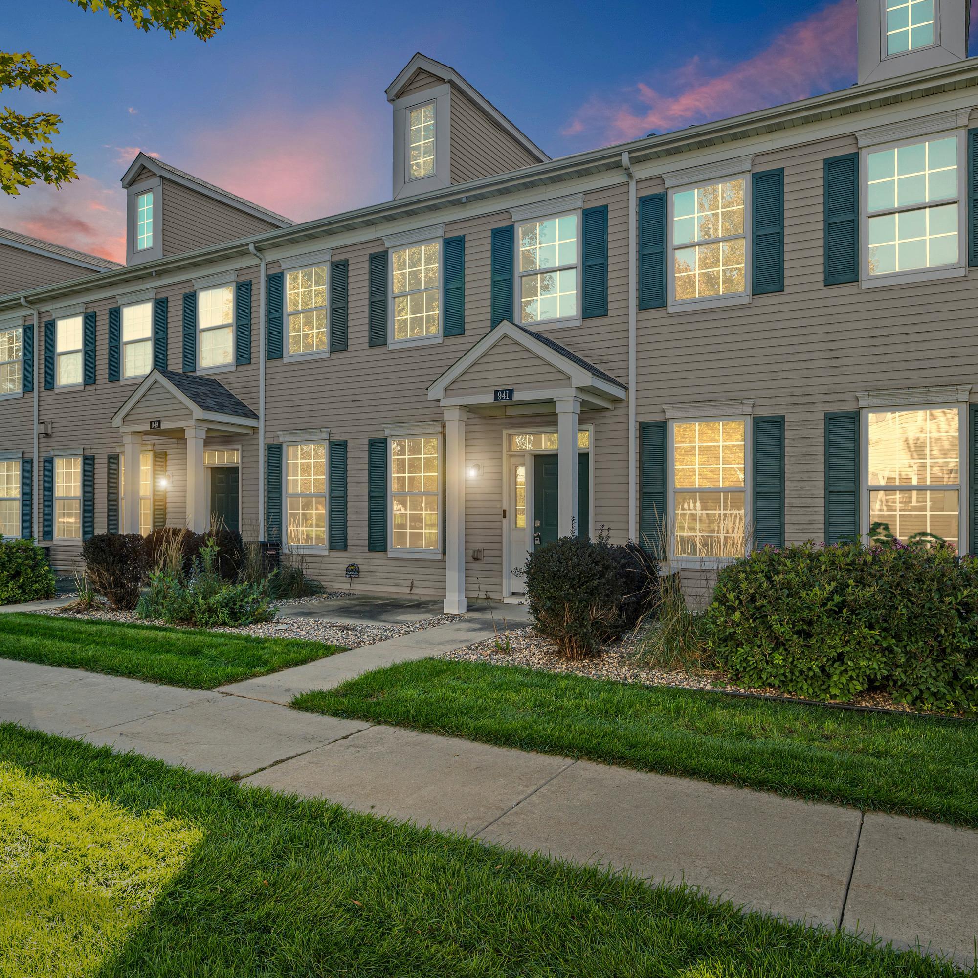 View of (TH) Side x Side at 941 Newport Avenue, Shakopee - Mike Wilen | Minnesota Team Real Estate